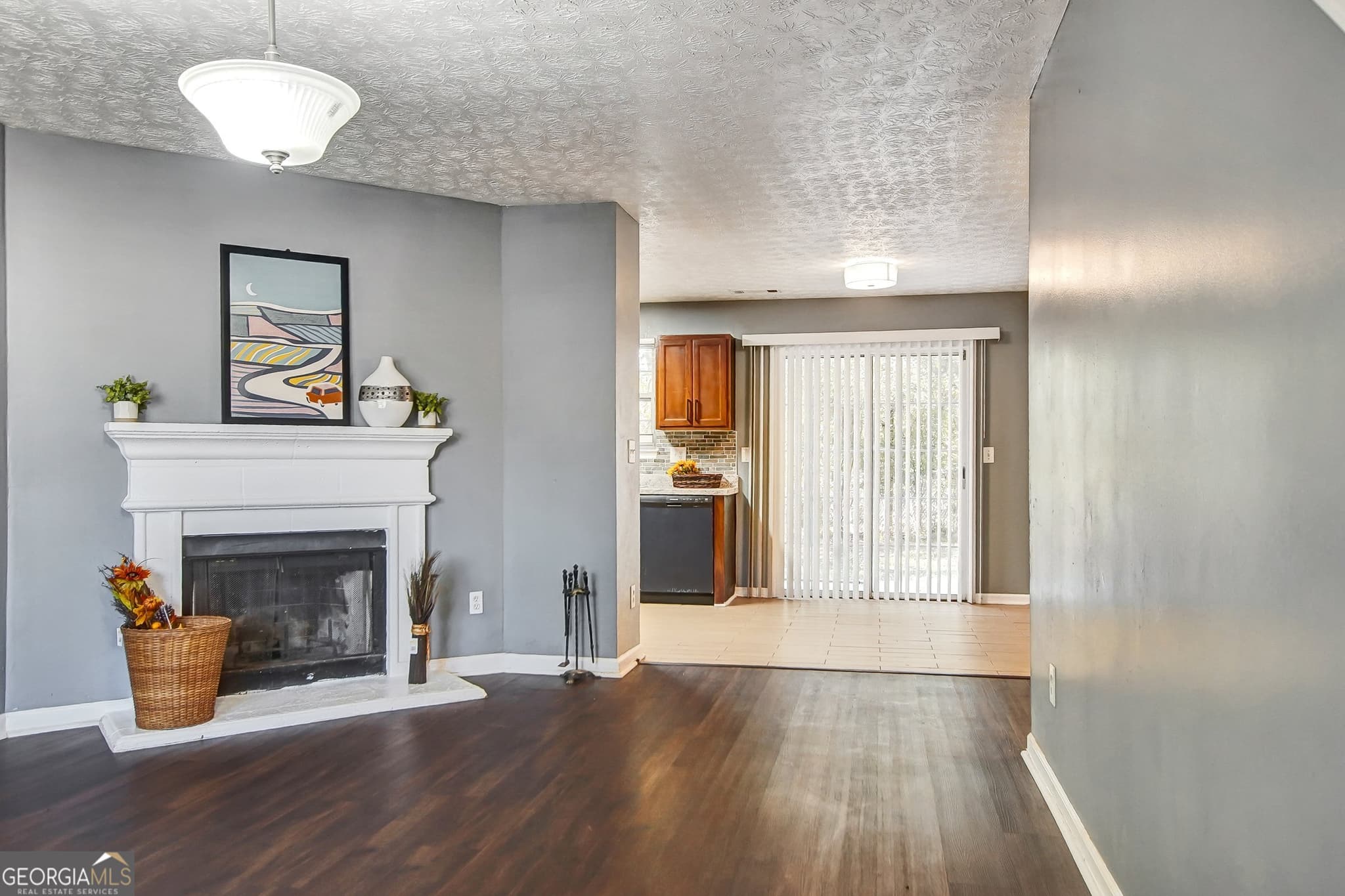 4 bedroom, 2.5 bathroom single family residence for sale at 4251 Chestnut Lake Avenue, Lithonia, GA 30038 — photo 3