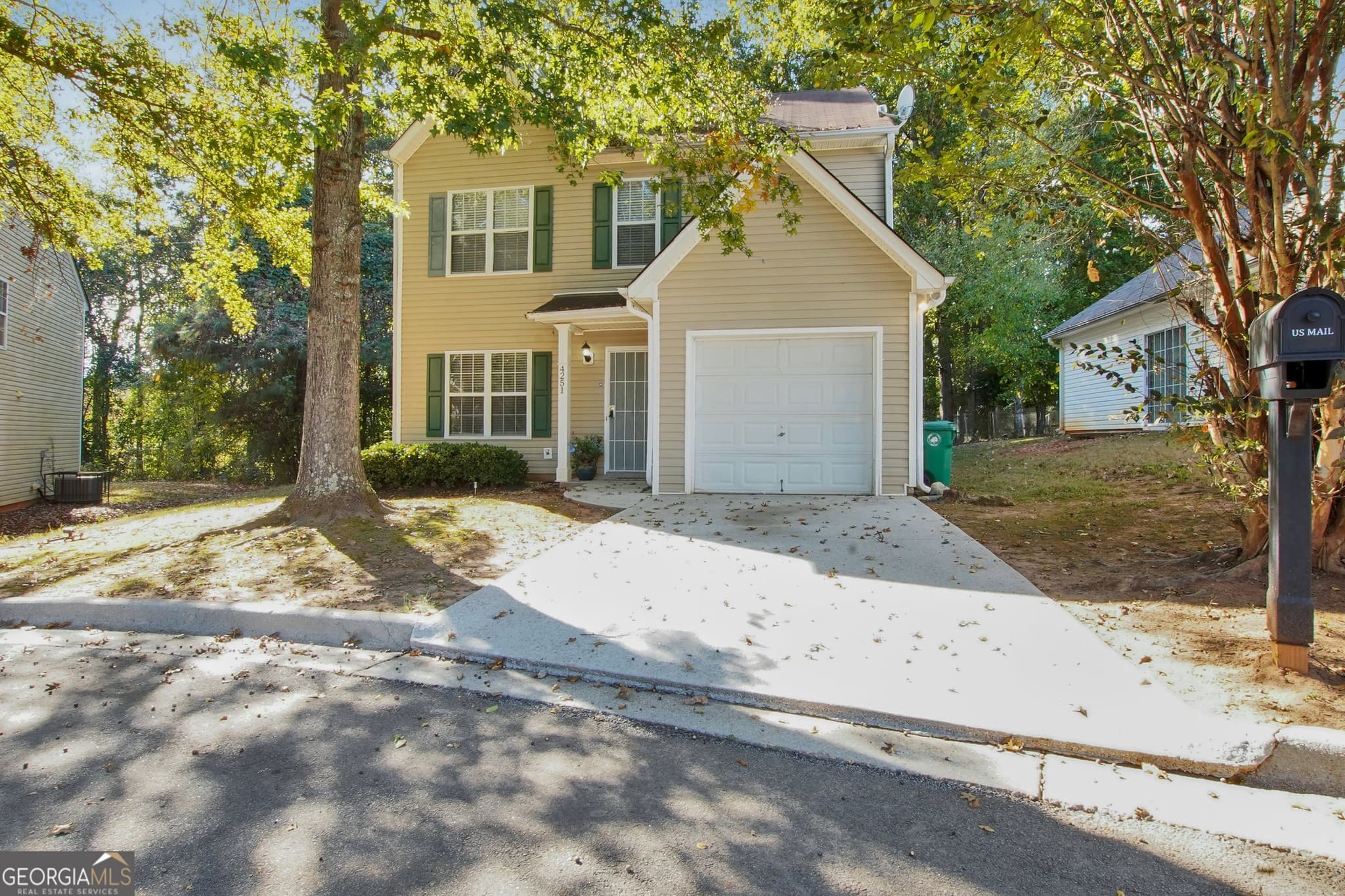 4 bedroom, 2.5 bathroom single family residence for sale at 4251 Chestnut Lake Avenue, Lithonia, GA 30038 — photo 1 of 5