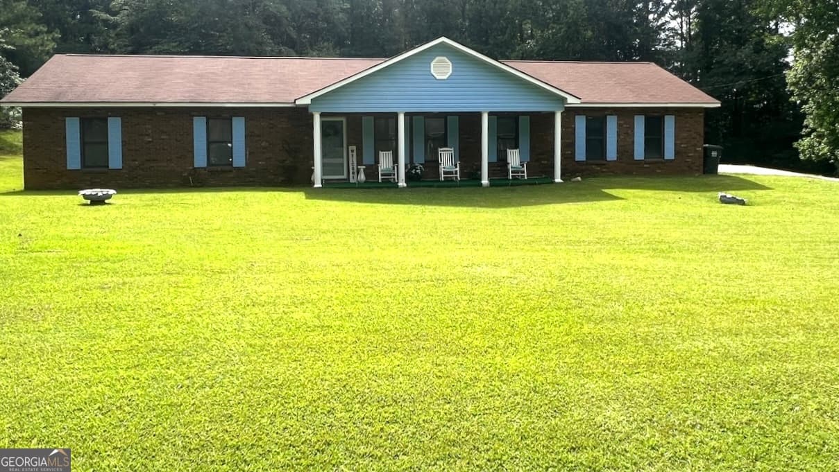 3 bedroom, 2 bathroom, 1,762 sq ft single family residence for sale at 214 Collier Street, Hogansville, GA 30230