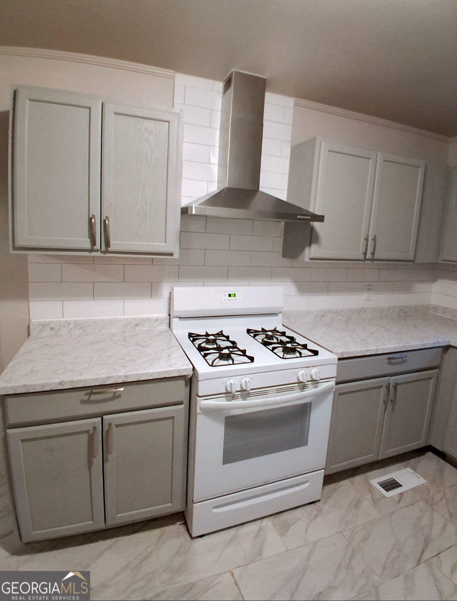 3 bedroom, 1 bathroom, 1,020 sq ft single family residence for sale at 4260 Dellwood Drive, Macon, GA 31204 — photo 6