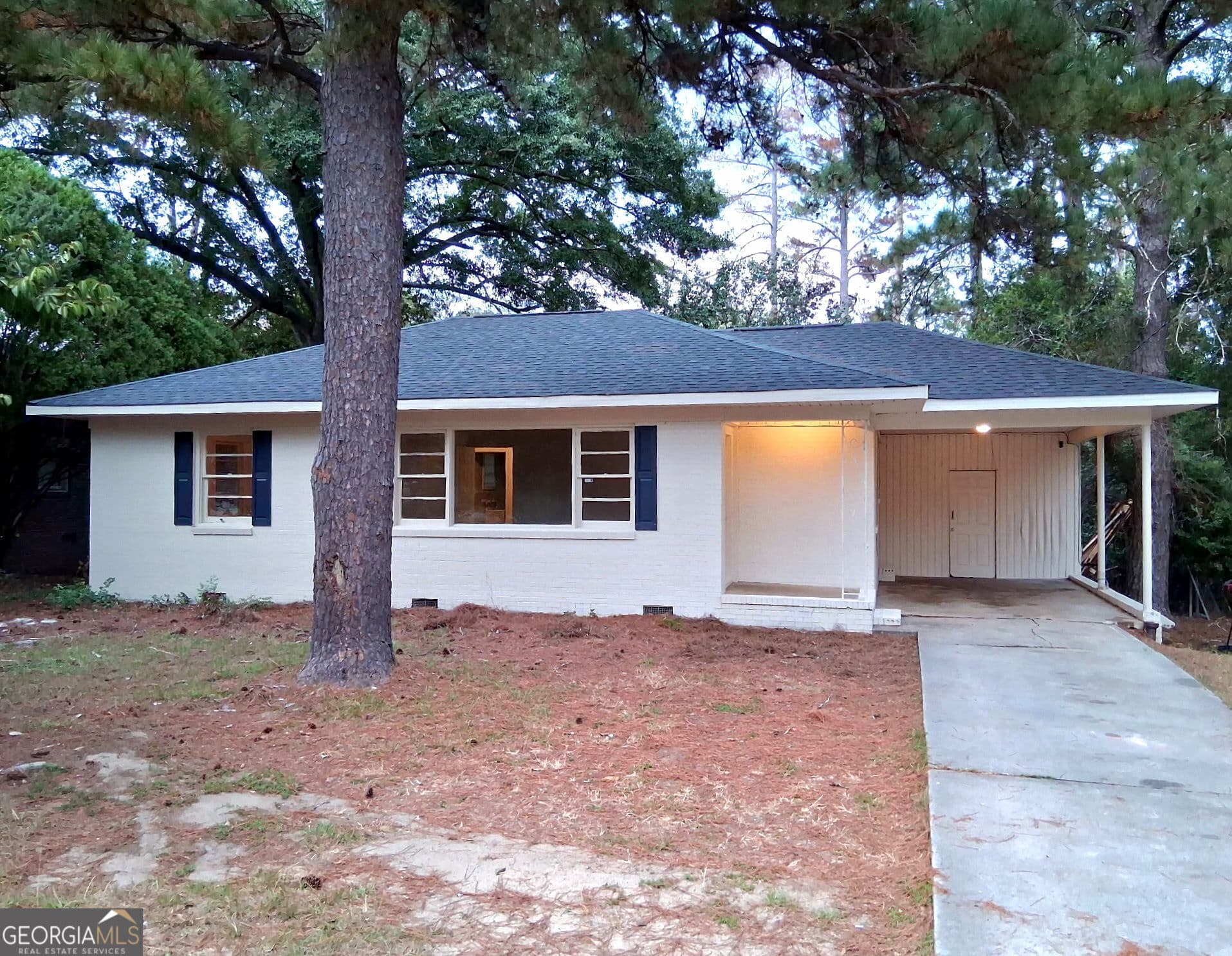 3 bedroom, 1 bathroom, 1,020 sq ft single family residence for sale at 4260 Dellwood Drive, Macon, GA 31204 — photo 1 of 11