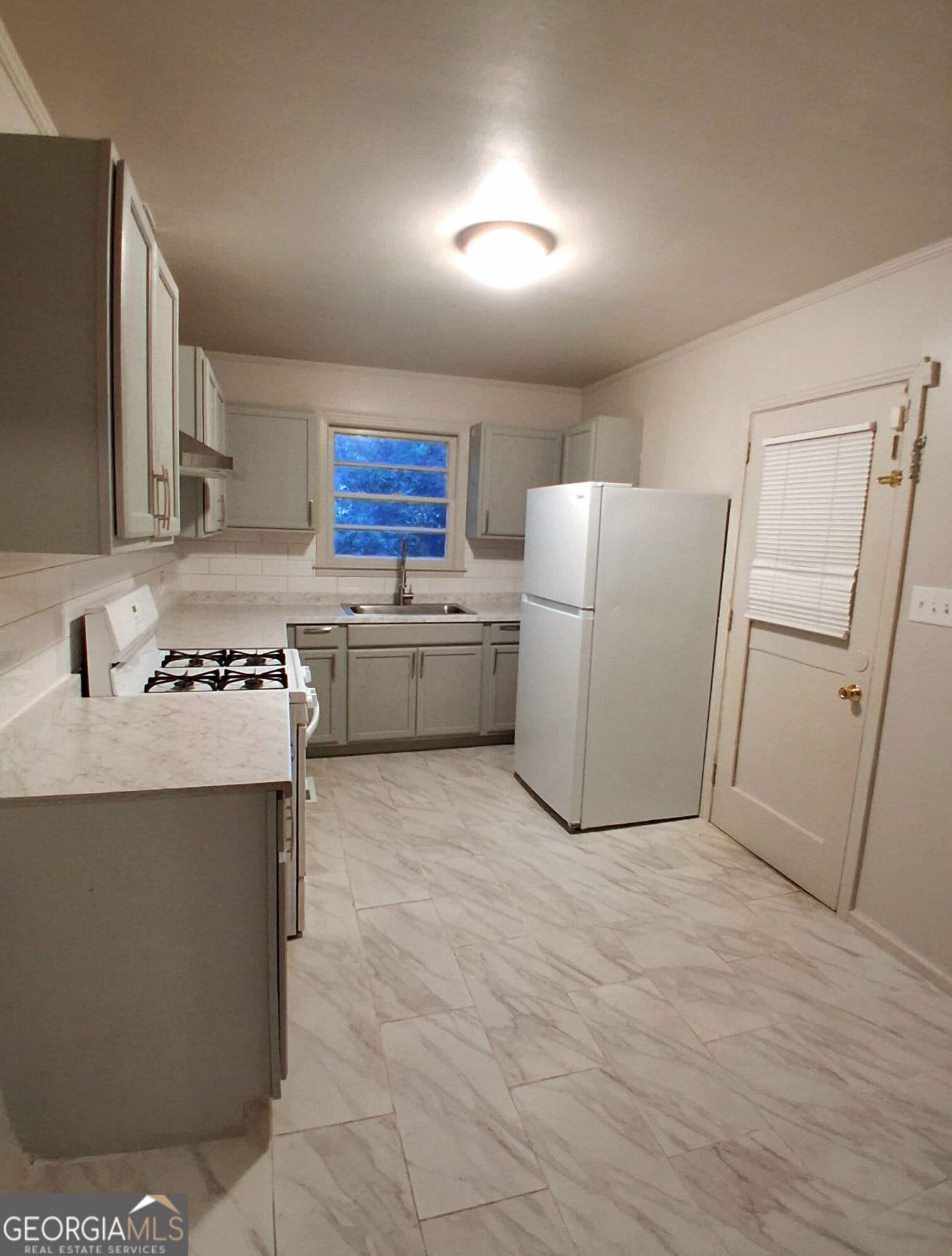3 bedroom, 1 bathroom, 1,020 sq ft single family residence for sale at 4260 Dellwood Drive, Macon, GA 31204 — photo 5