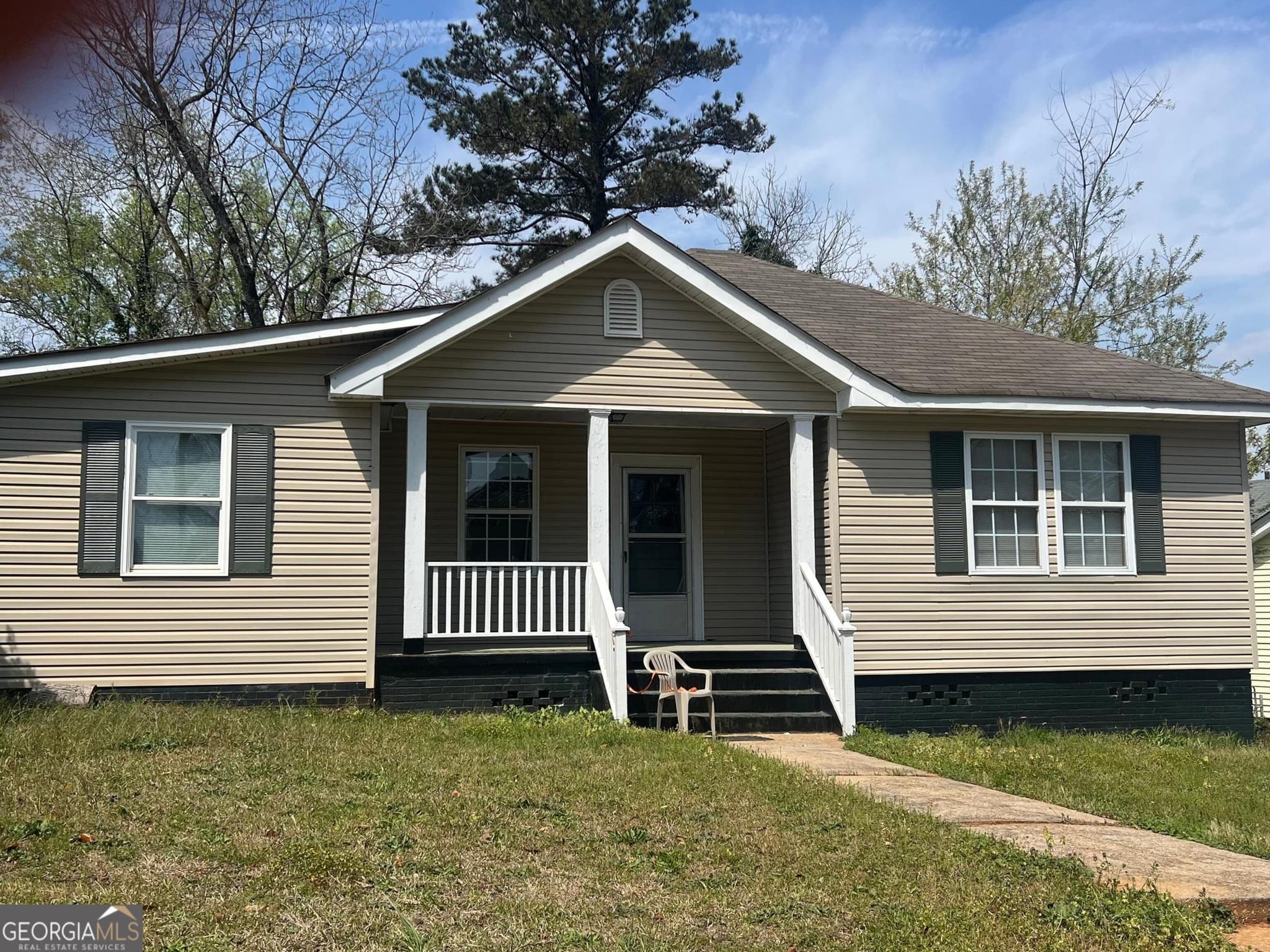 3 bedroom, 2 bathroom, 1,192 sq ft single family residence for sale at 146 N Street, Thomaston, GA 30286 — photo 2