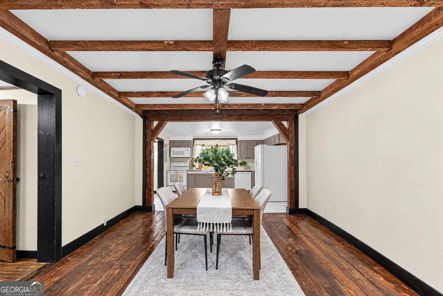 5 bedroom, 3 bathroom, 2,542 sq ft farm for sale at 1380 Dunlap Road, Winterville, GA 30683 — photo 8
