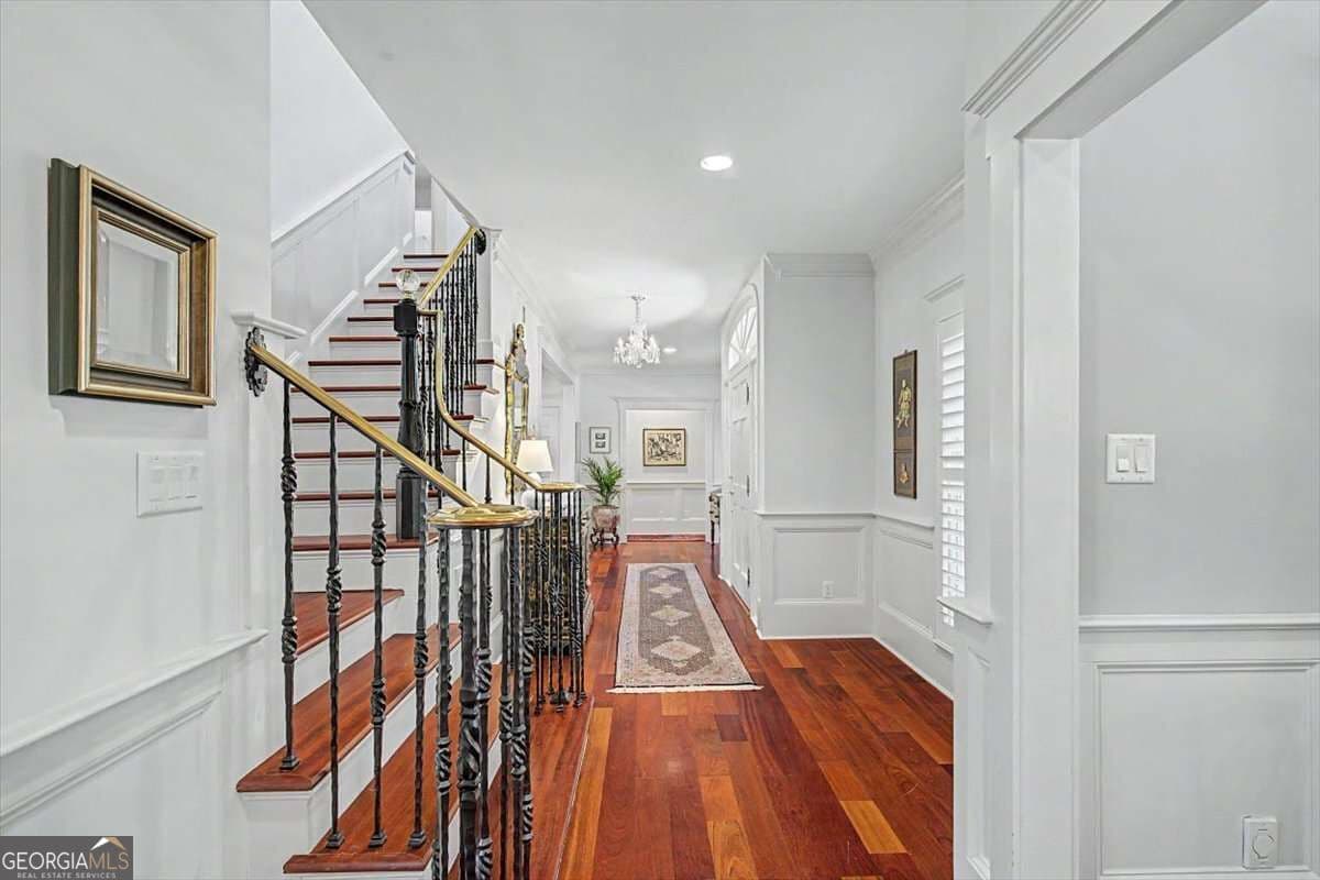 5 bedroom, 5.5 bathroom, 5,176 sq ft single family residence for sale at 21 Little Comfort Road, Savannah, GA 31411 — photo 6