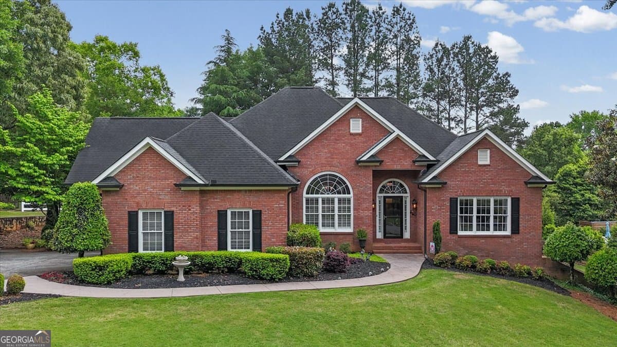 4 bedroom, 3 bathroom, 4,668 sq ft single family residence sold at 36 Wellington Drive, Cartersville, GA 30120
