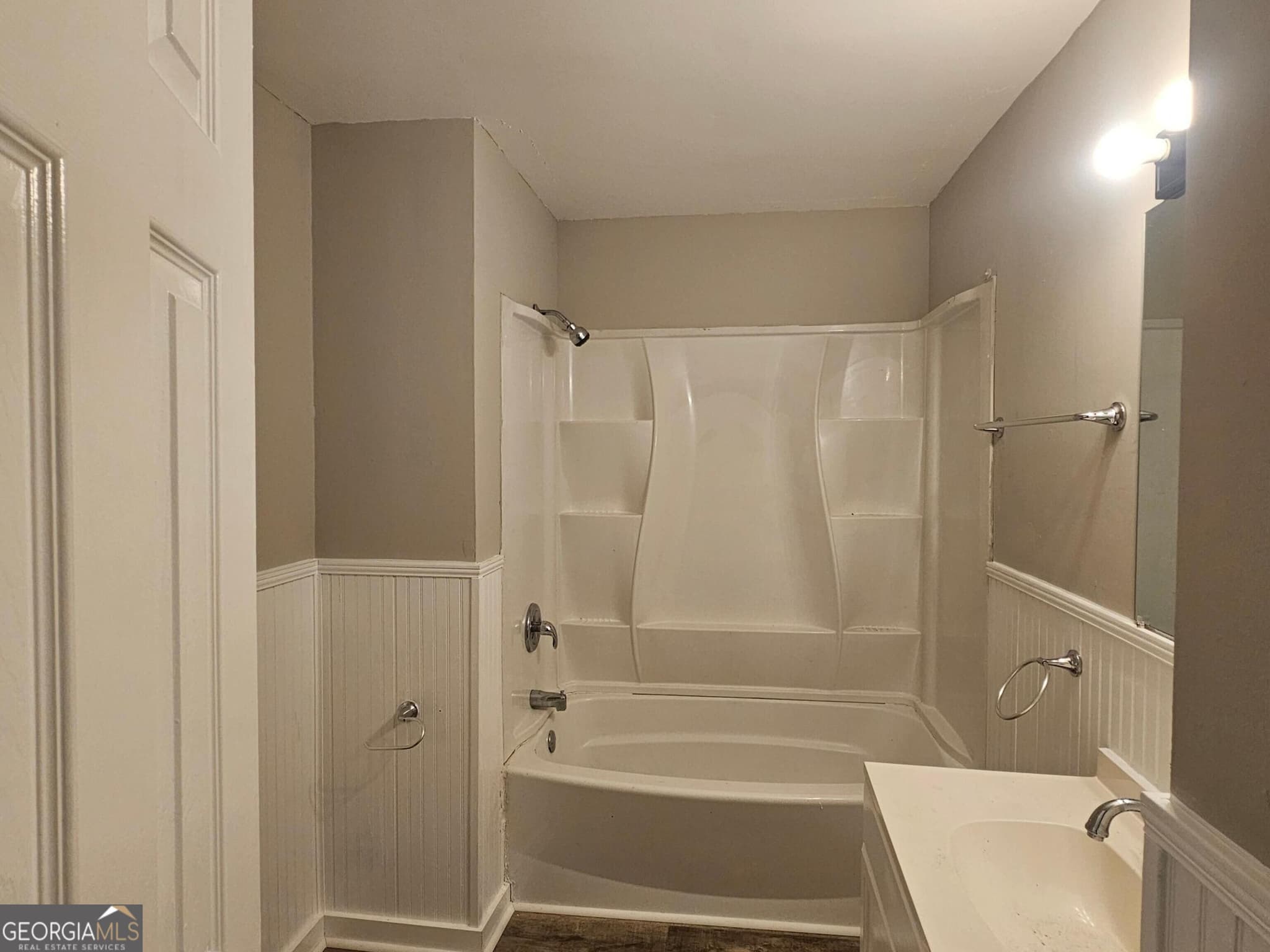 5 bedroom, 2 bathroom, 1,600 sq ft single family residence for rent at 4346 Elkan Avenue, Macon, GA 31206 for $1,777 a month — photo 7