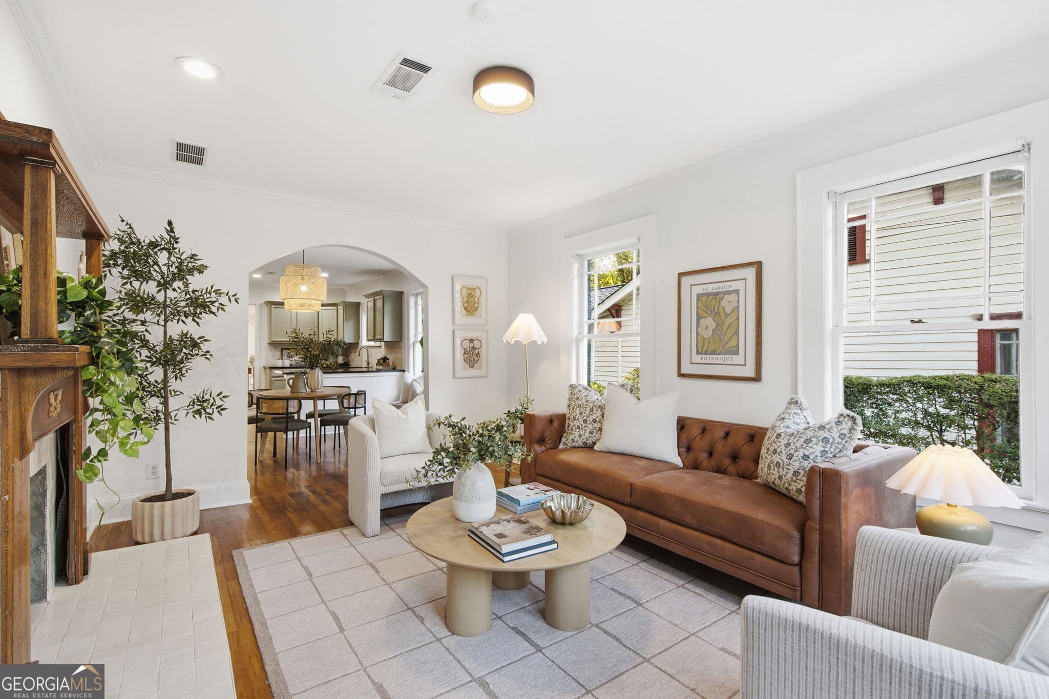 3 bedroom, 2 bathroom, 1,475 sq ft single family residence for sale at 79 Lakeview Drive, Atlanta, GA 30317 — photo 5