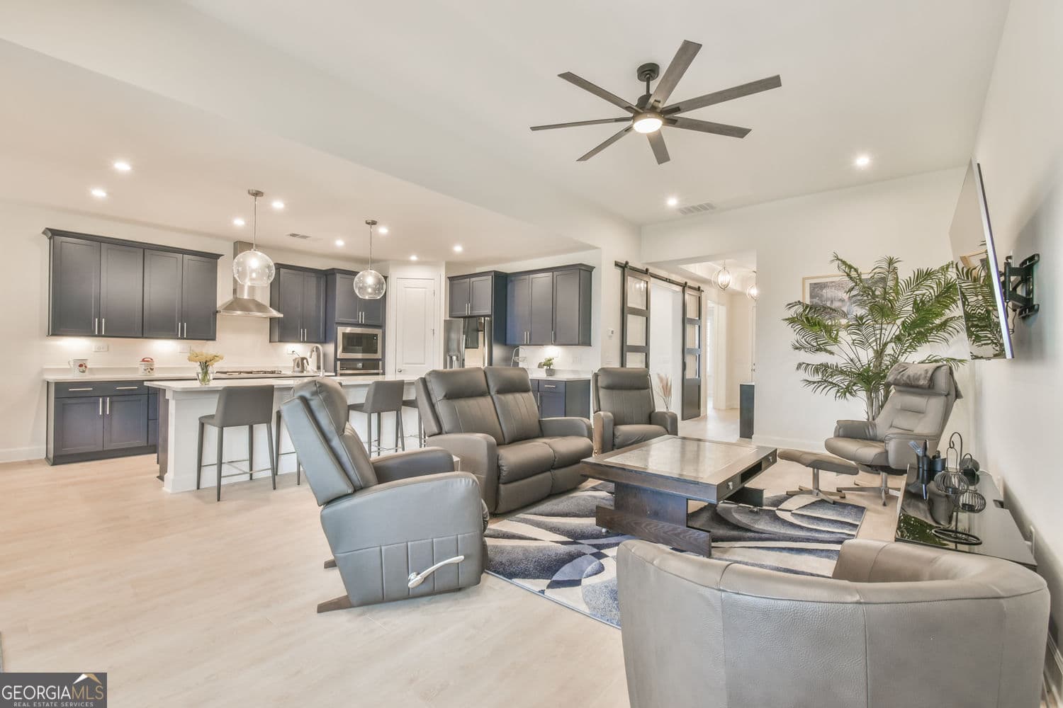 2 bedroom, 2 bathroom, 1,896 sq ft single family residence for sale at 284 Pecks Court, Hoschton, GA 30548 — photo 6