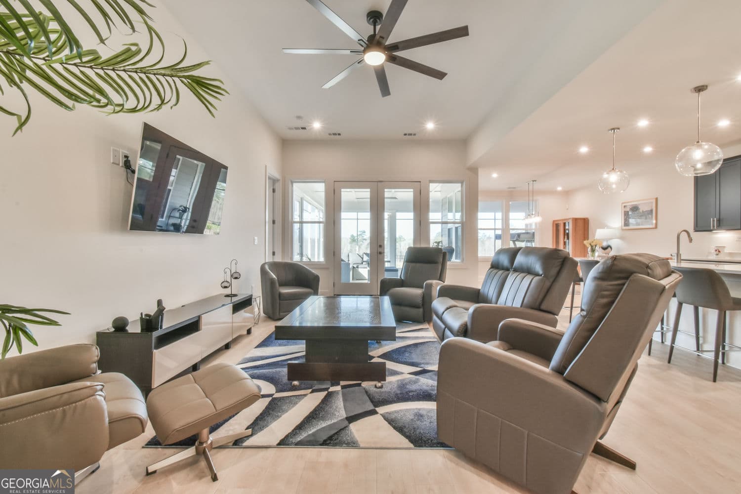 2 bedroom, 2 bathroom, 1,896 sq ft single family residence for sale at 284 Pecks Court, Hoschton, GA 30548 — photo 7