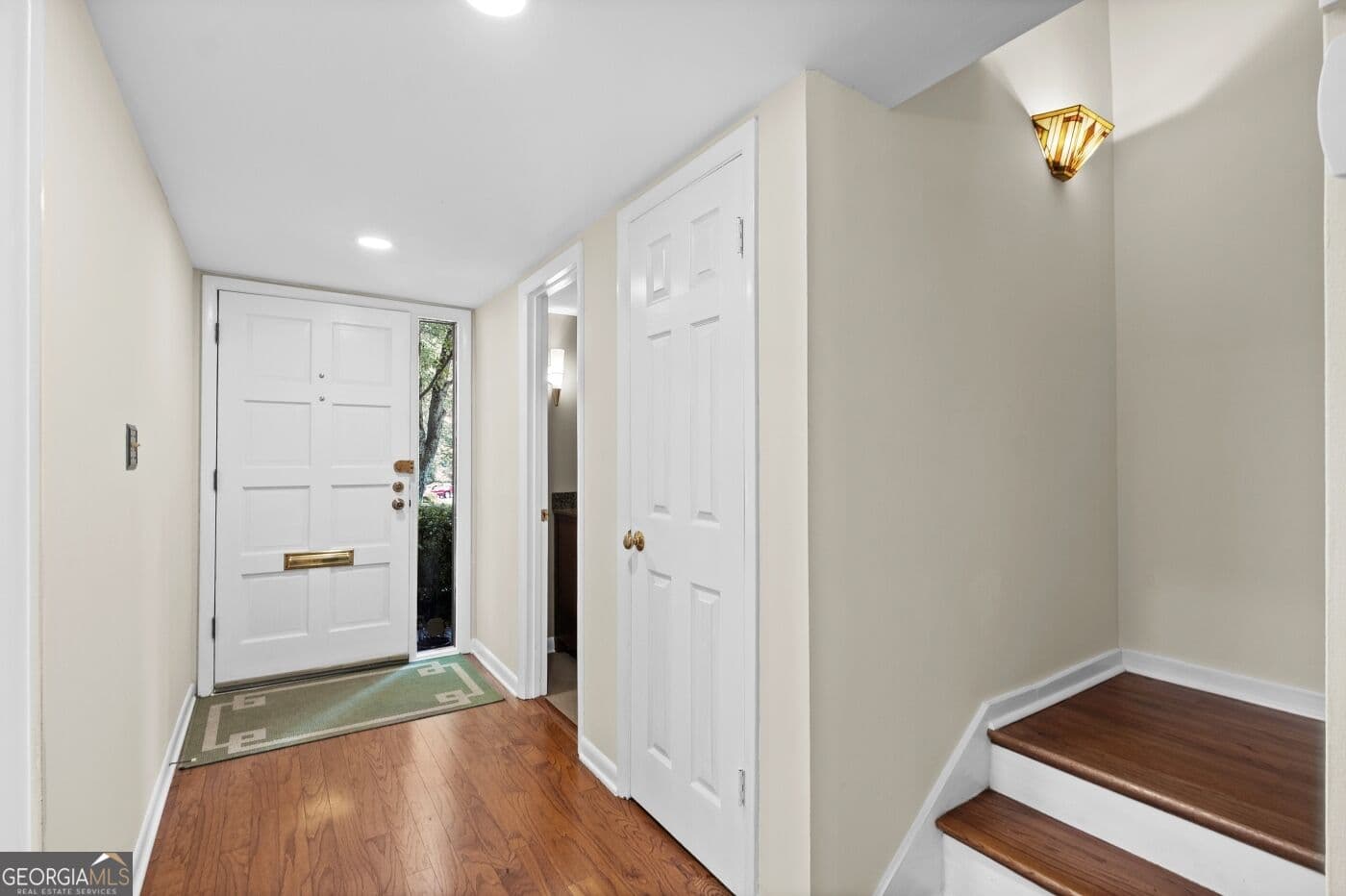 3 bedroom, 2.5 bathroom, 1,584 sq ft townhouse for sale at 1252 uid Knoll Drive, Brookhaven, GA 30319 — photo 6
