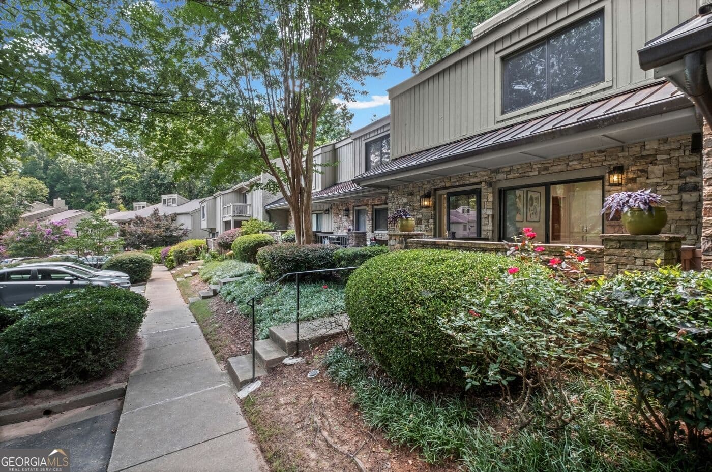 3 bedroom, 2.5 bathroom, 1,584 sq ft townhouse for sale at 1252 uid Knoll Drive, Brookhaven, GA 30319 — photo 4