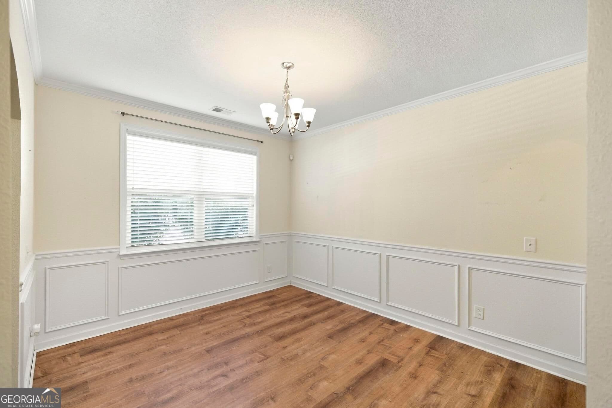 4 bedroom, 3 bathroom, 3,001 sq ft single family residence for sale at 145 Back Cedar Lane, Warner Robins, GA 31093 — photo 8