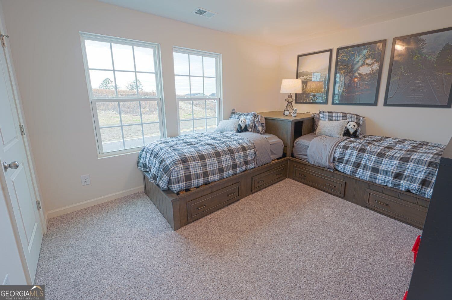 3 bedroom, 2.5 bathroom, 1,566 sq ft single family residence for sale at 231 Kinsale Drive, Macon, GA 31216 — photo 6