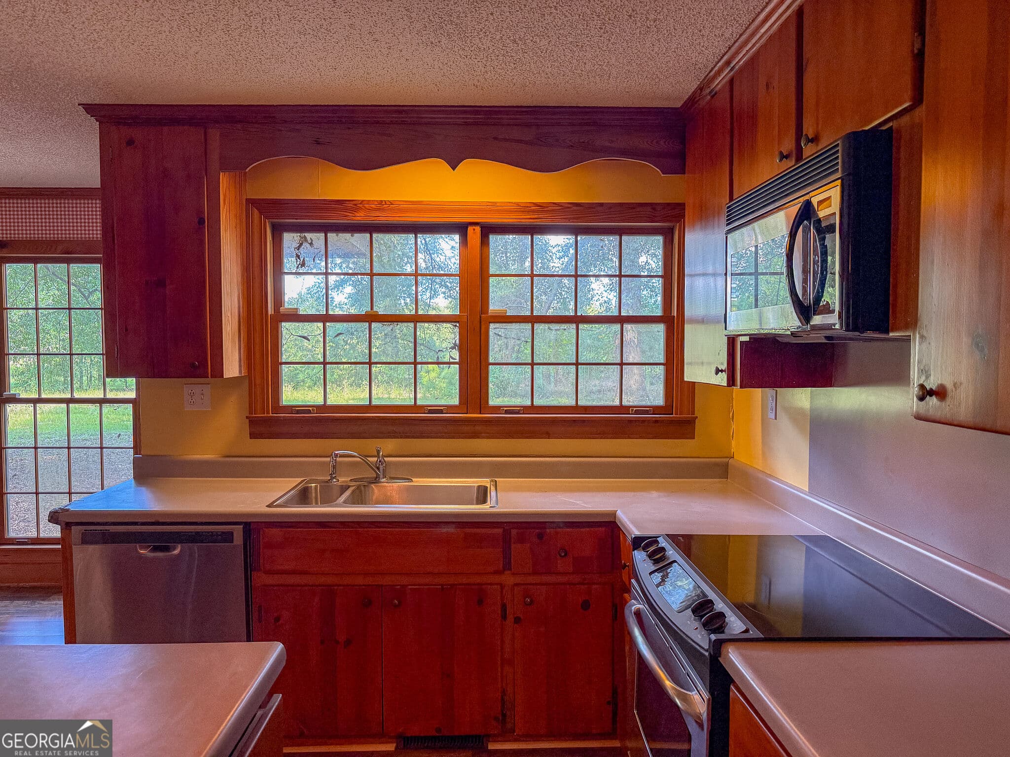 3 bedroom, 2 bathroom, 2,452 sq ft single family residence for sale at 3947 Americus Highway, Dawson, GA 39842 — photo 5