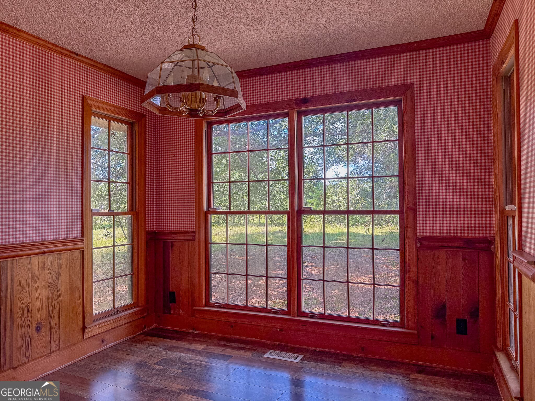 3 bedroom, 2 bathroom, 2,452 sq ft single family residence for sale at 3947 Americus Highway, Dawson, GA 39842 — photo 4