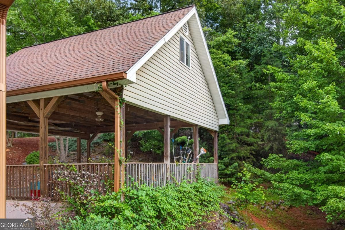 7 bedroom, 3 bathroom, 2,640 sq ft single family residence for sale at 293 Weoka Court, Ellijay, GA 30540 — photo 6