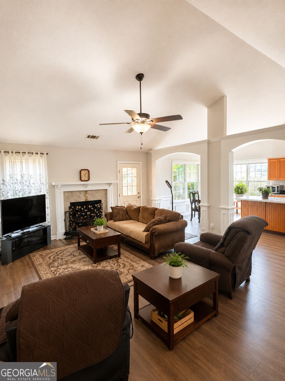 4 bedroom, 3 bathroom, 1,826 sq ft single family residence for sale at 30 Oakbrook Lane, Covington, GA 30016 — photo 8