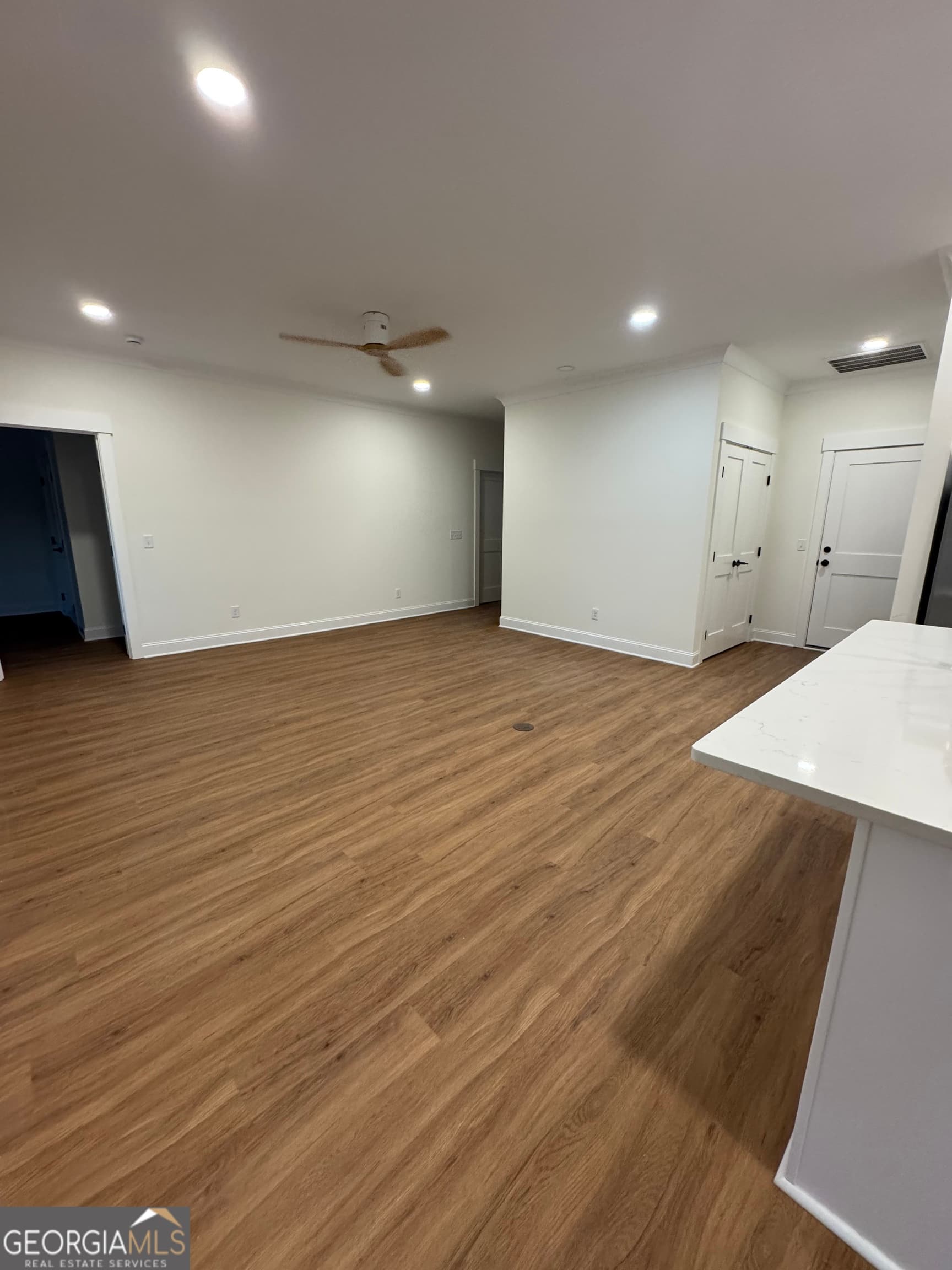 2 bedroom, 2.5 bathroom, 1,228 sq ft duplex for rent at 101 Longpoint Drive A, Statesboro, GA 30458 for $2,150 a month — photo 3