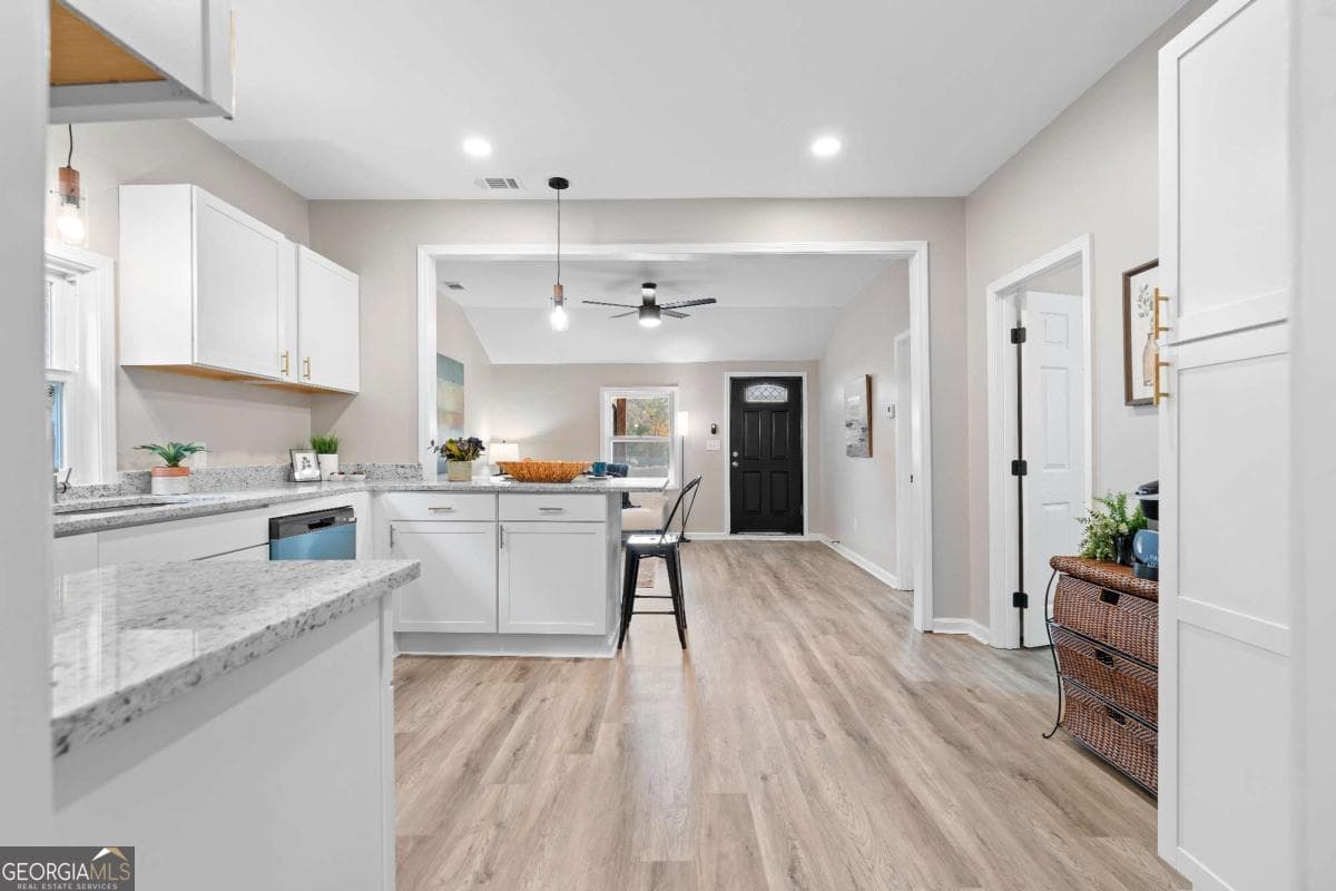 3 bedroom, 2 bathroom, 1,034 sq ft single family residence for sale at 118 Perry Street, Monroe, GA 30655 — photo 10
