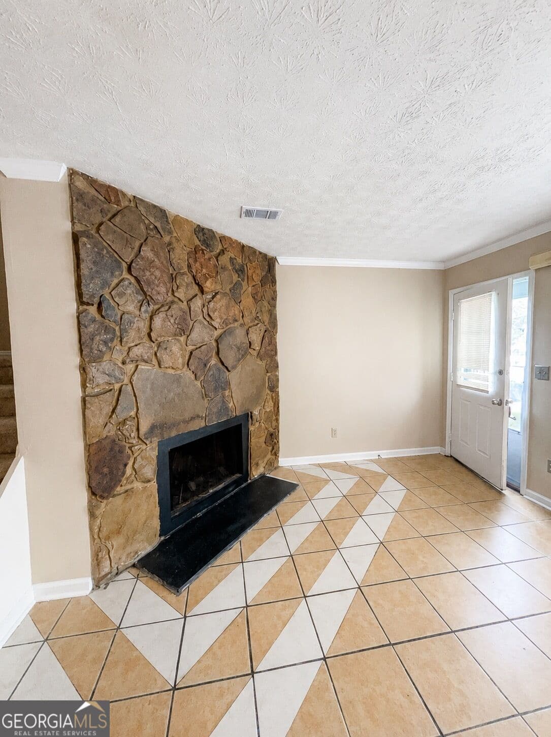 2 bedroom, 2 bathroom, 1,036 sq ft townhouse for rent at 6714 Colchester Place, Norcross, GA 30093 for $1,495 a month — photo 3