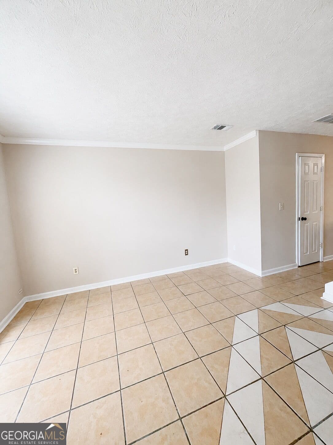 2 bedroom, 2 bathroom, 1,036 sq ft townhouse for rent at 6714 Colchester Place, Norcross, GA 30093 for $1,495 a month — photo 4