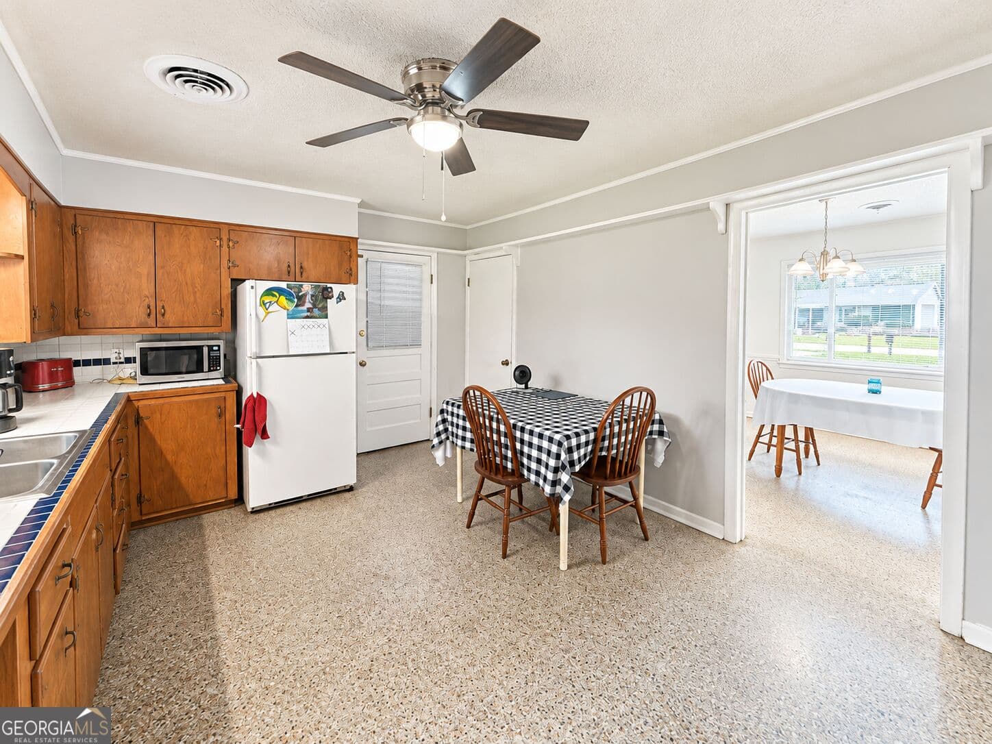 3 bedroom, 2 bathroom, 1,740 sq ft single family residence for sale at 112 Lillie Way, Brunswick, GA 31525 — photo 9