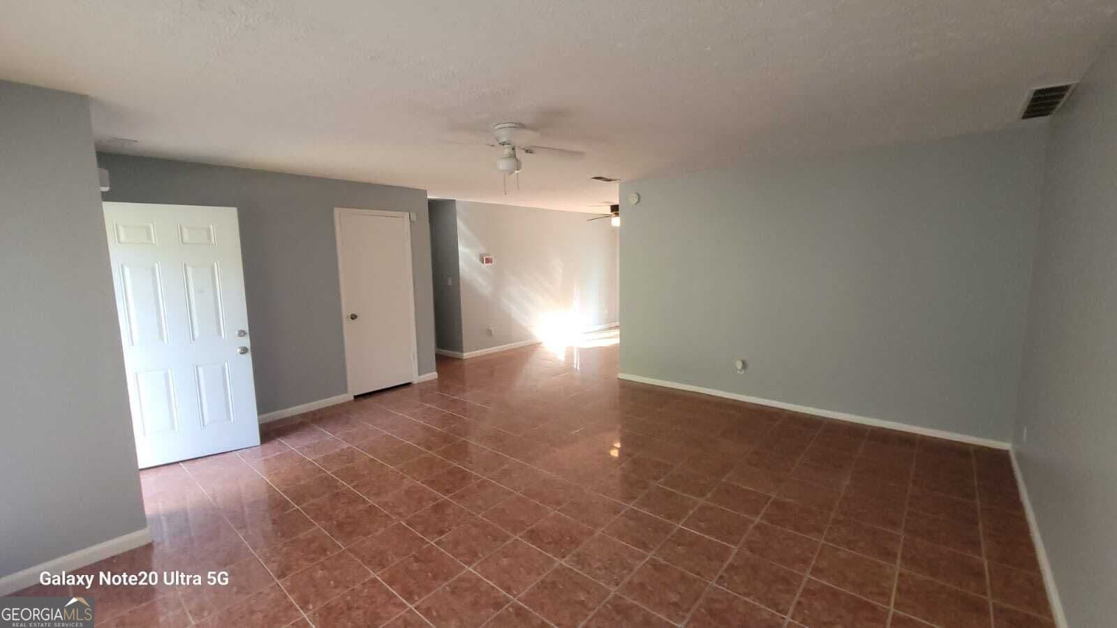 3 bedroom, 2 bathroom, 1,470 sq ft single family residence for rent at 8167 Englewood Trail, Riverdale, GA 30274 for $1,700 a month — photo 7
