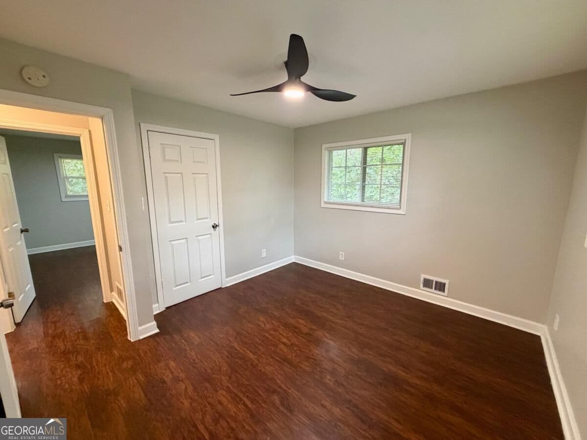 2 bedroom, 1 bathroom, 1,274 sq ft duplex for rent at 1403 Pine Avenue, Atlanta, GA 30344 for $1,750 a month — photo 10