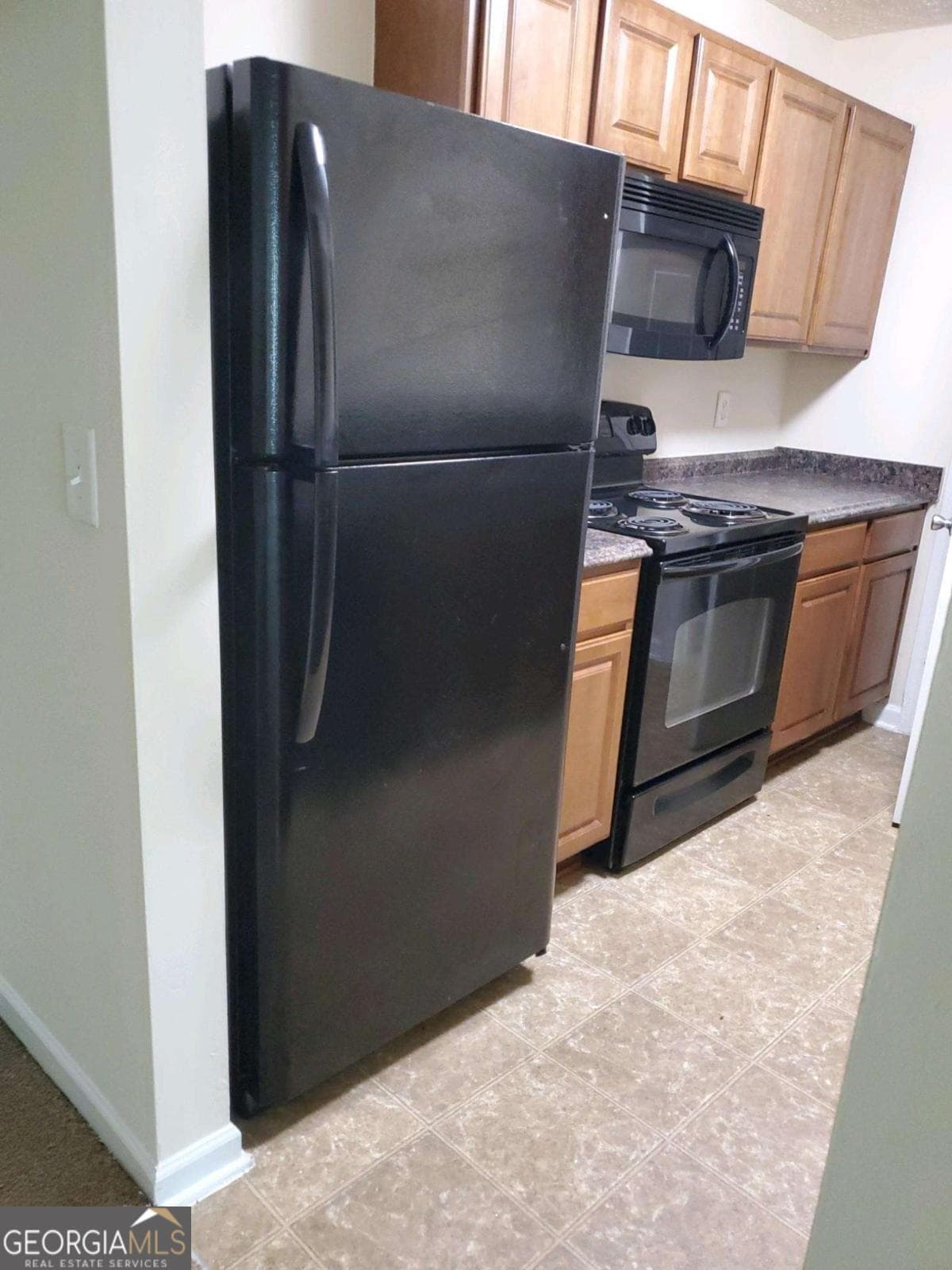 3 bedroom, 2 bathroom, 1,232 sq ft condominium for sale at 3303 Fairington Club Drive 3303, Lithonia, GA 30038 — photo 7
