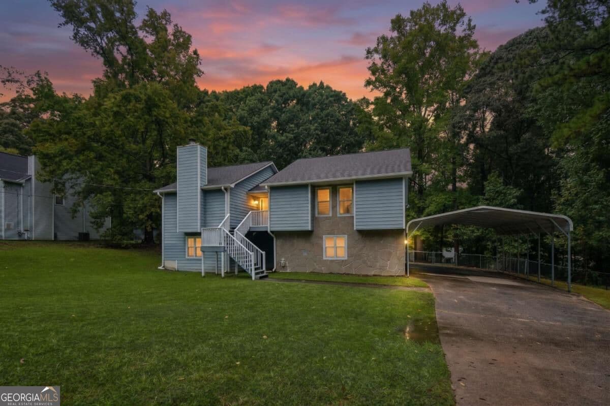 4 bedroom, 3 bathroom, 3,312 sq ft single family residence for sale at 3699 Bomar Road, Douglasville, GA 30135 — photo 2