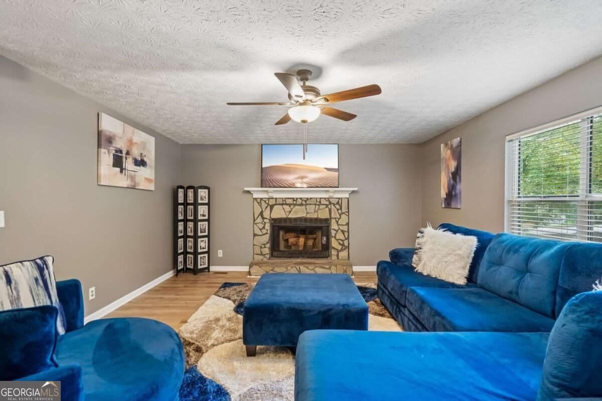 4 bedroom, 3 bathroom, 3,312 sq ft single family residence for sale at 3699 Bomar Road, Douglasville, GA 30135 — photo 6
