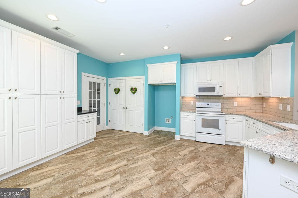 2 bedroom, 2 bathroom, 1,647 sq ft condominium for sale at 3504 Commonwealth Circle, Newnan, GA 30263 — photo 7