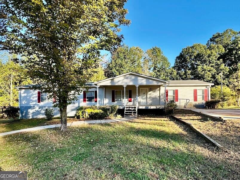 4 bedroom, 2 bathroom, 2,052 sq ft manufactured home,single family residence for sale at 1844 Burnette Road, Toccoa, GA 30577