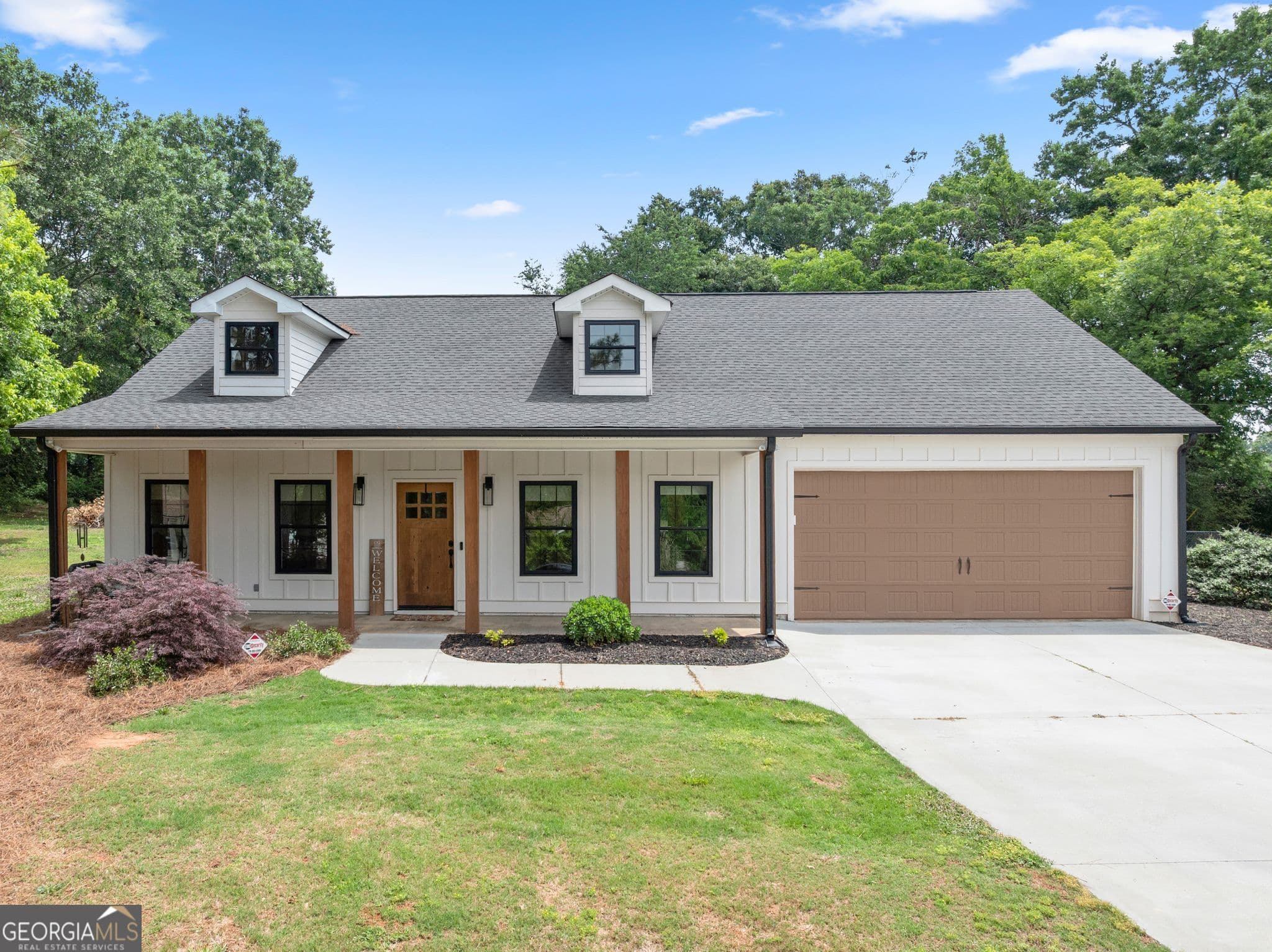 3 bedroom, 2 bathroom, 1,528 sq ft single family residence sold at 4016 Belvedere Drive, Gainesville, GA 30506