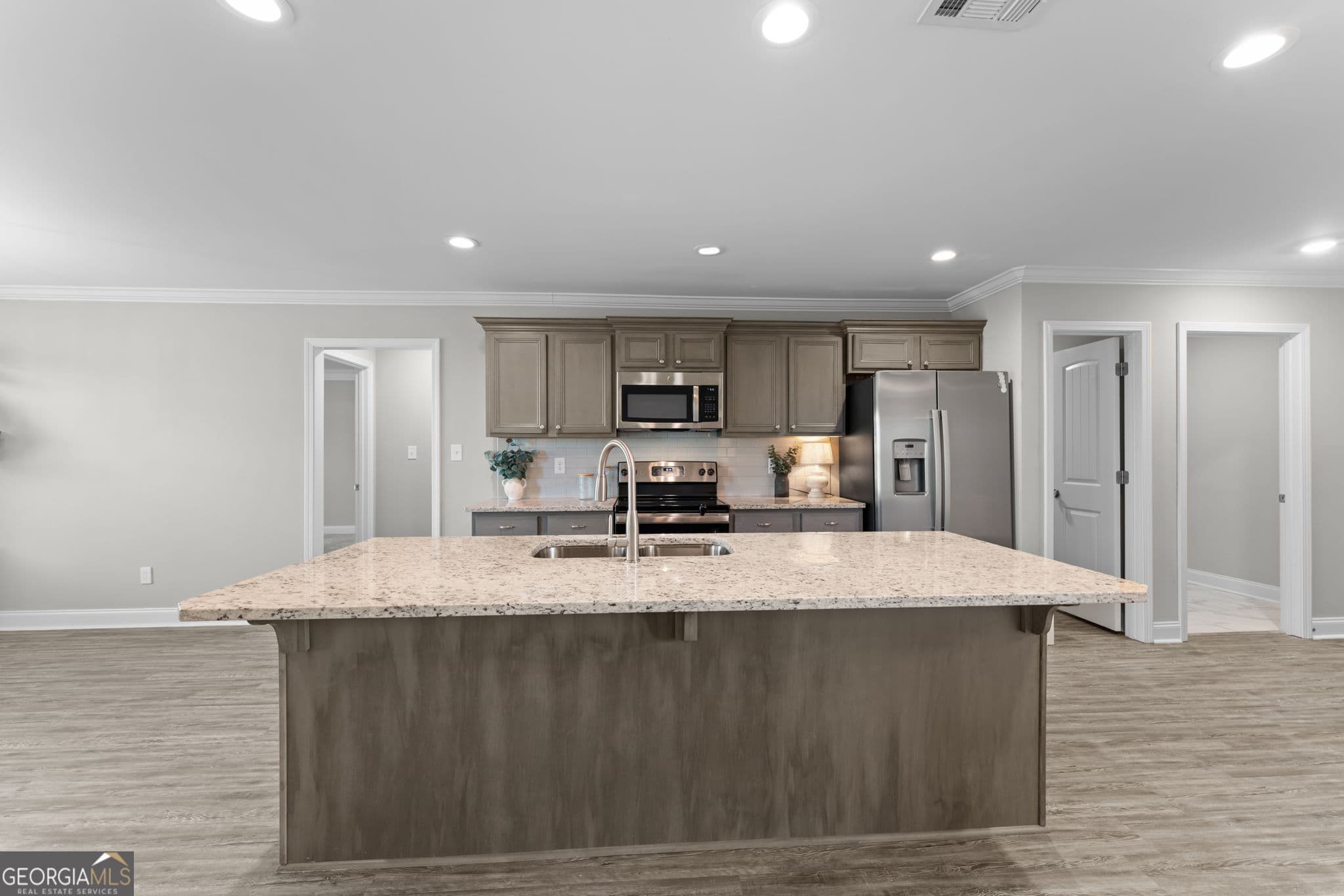 4 bedroom, 2 bathroom, 1,939 sq ft single family residence for sale at 342 Creek Ridge Drive, Warner Robins, GA 31088 — photo 10