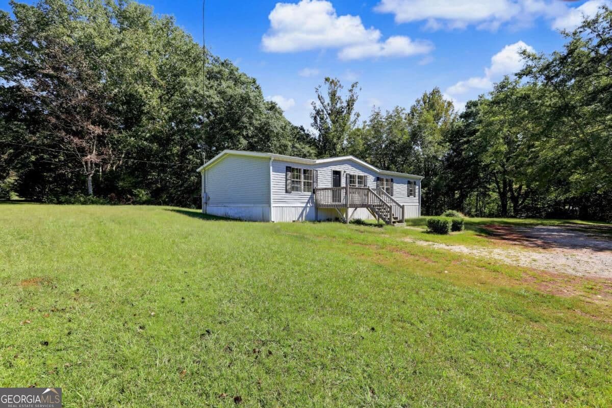 3 bedroom, 2 bathroom, 1,568 sq ft manufactured home,single family residence for sale at 249 John Golden Road, Temple, GA 30179 — photo 2