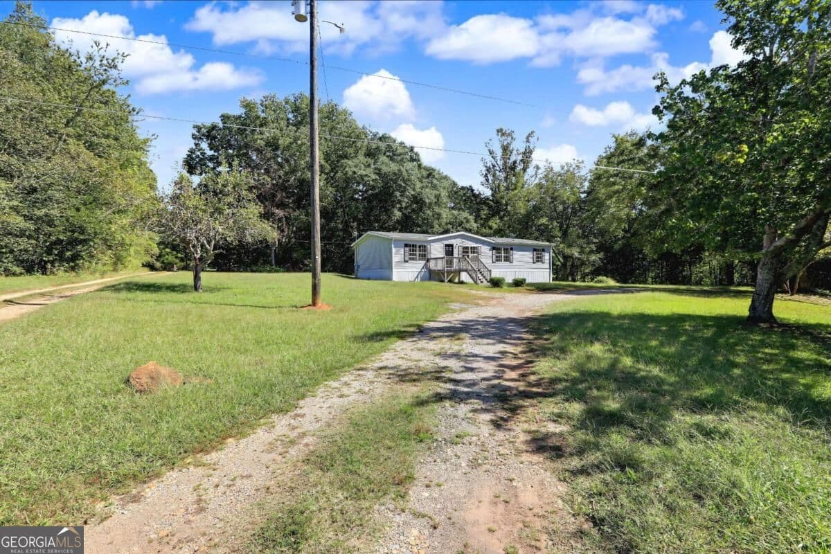 3 bedroom, 2 bathroom, 1,568 sq ft manufactured home,single family residence for sale at 249 John Golden Road, Temple, GA 30179 — photo 3