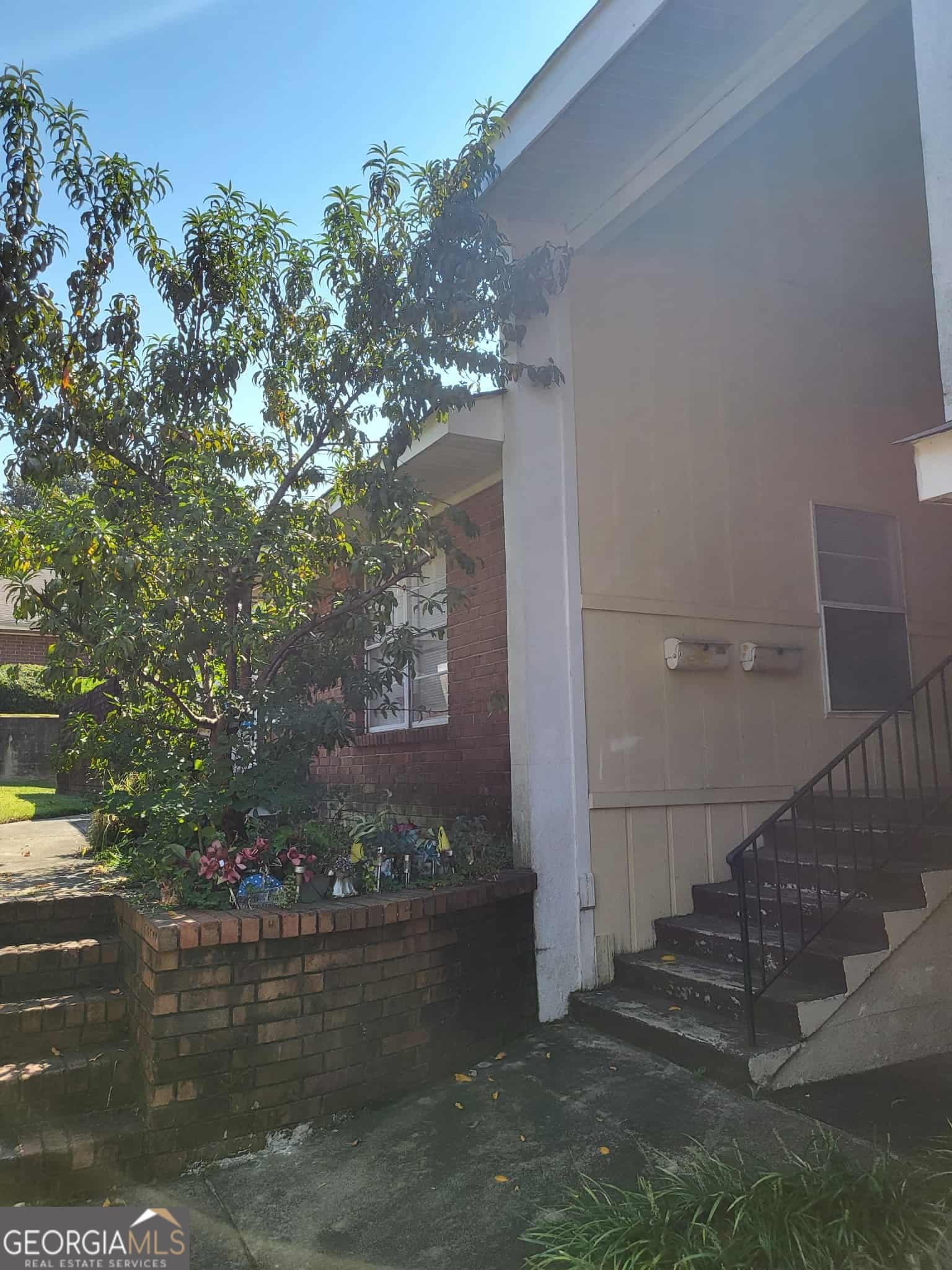 2 bedroom, 1.5 bathroom, 998 sq ft condominium for sale at 103 Westcliff Circle APT A, Warner Robins, GA 31093