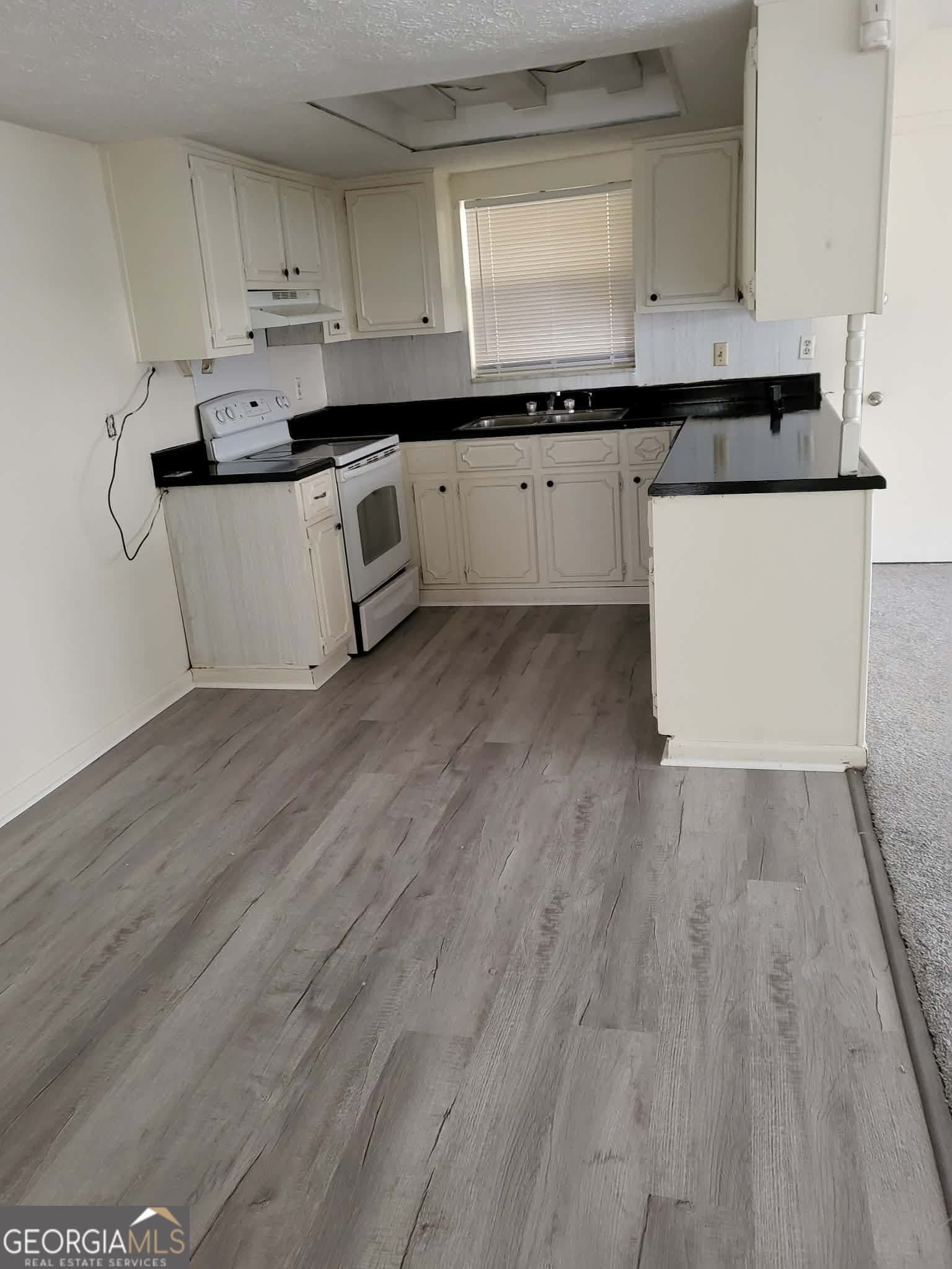 2 bedroom, 1.5 bathroom, 998 sq ft condominium for sale at 103 Westcliff Circle APT A, Warner Robins, GA 31093 — photo 5