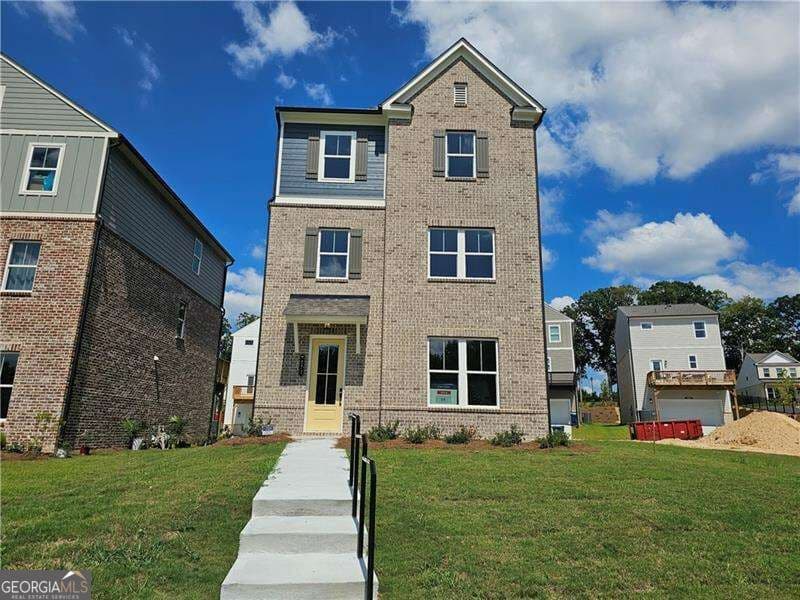 4 bedroom, 3.5 bathroom single family residence for rent at 3670 Willow Glade Tr, Lawrenceville, GA 30043 for $2,775 a month — photo 1 of 55