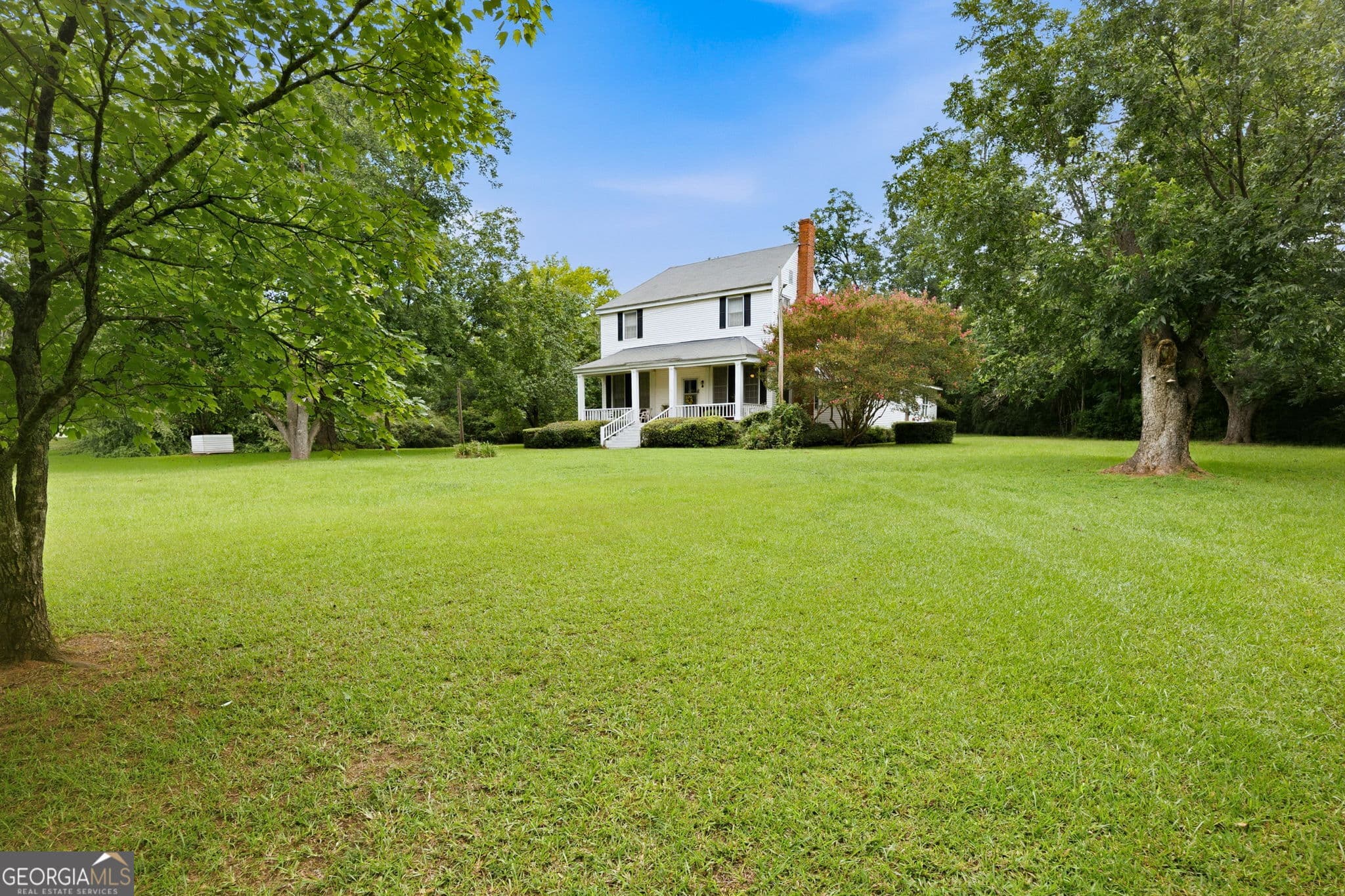 6 bedroom, 6 bathroom, 3,000 sq ft single family residence for sale at 1880 Dames Ferry Road, Forsyth, GA 31029 — photo 2
