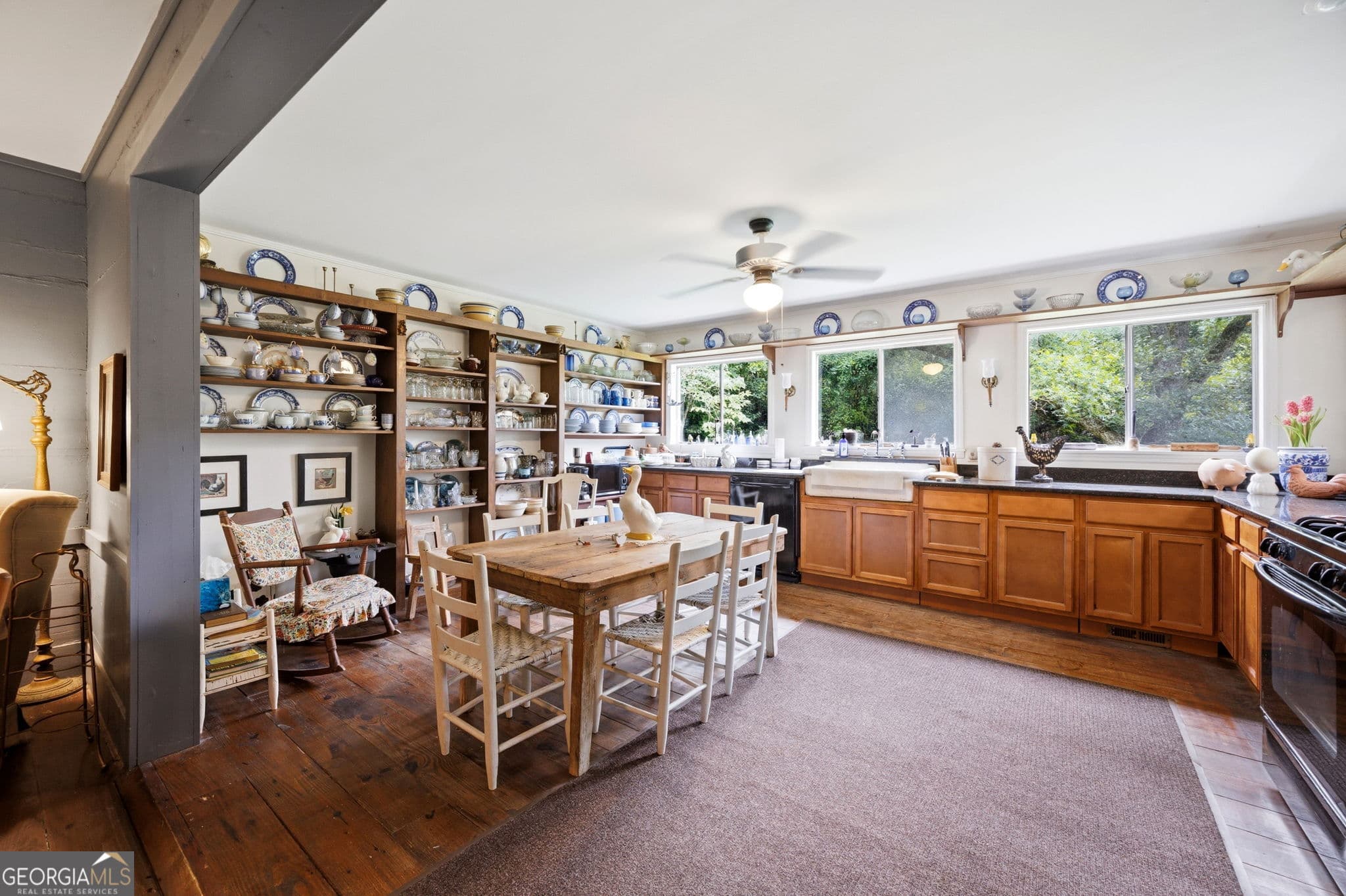 6 bedroom, 6 bathroom, 3,000 sq ft single family residence for sale at 1880 Dames Ferry Road, Forsyth, GA 31029 — photo 7