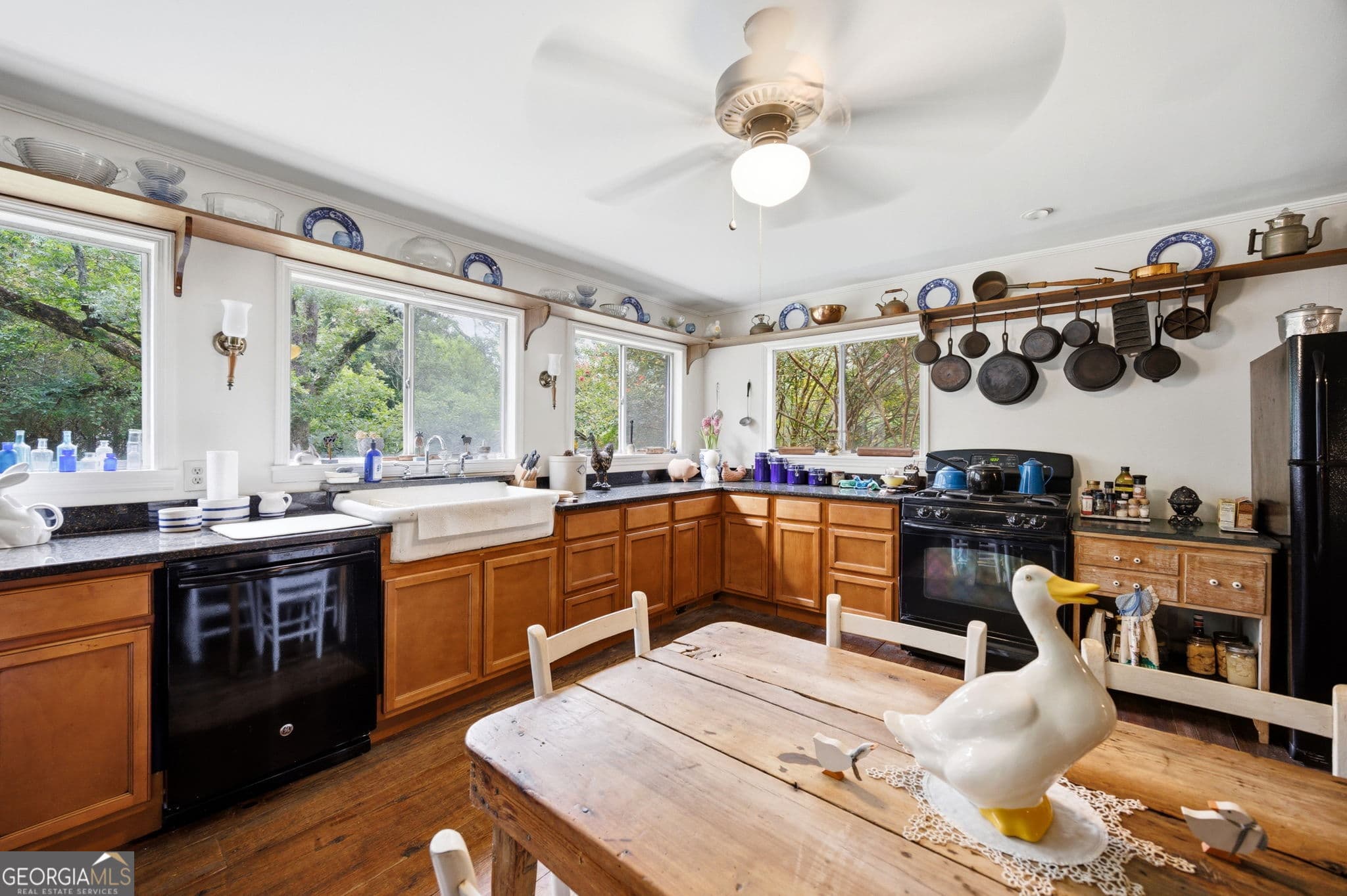6 bedroom, 6 bathroom, 3,000 sq ft single family residence for sale at 1880 Dames Ferry Road, Forsyth, GA 31029 — photo 8