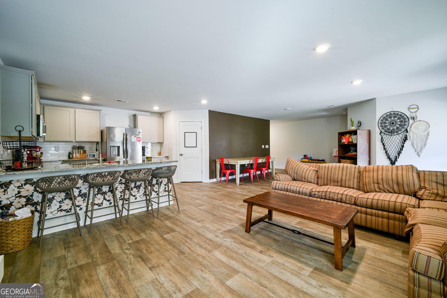 3 bedroom, 2 bathroom, 1,826 sq ft single family residence for sale at 407 Limerick Way, Hampton, GA 30228 — photo 7