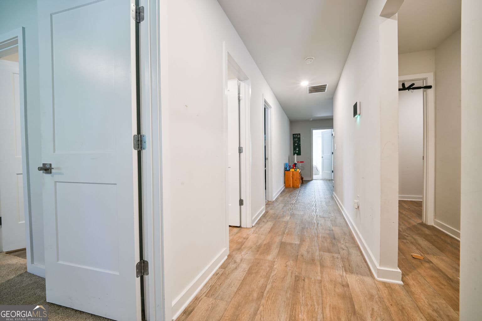 3 bedroom, 2 bathroom, 1,826 sq ft single family residence for sale at 407 Limerick Way, Hampton, GA 30228 — photo 5