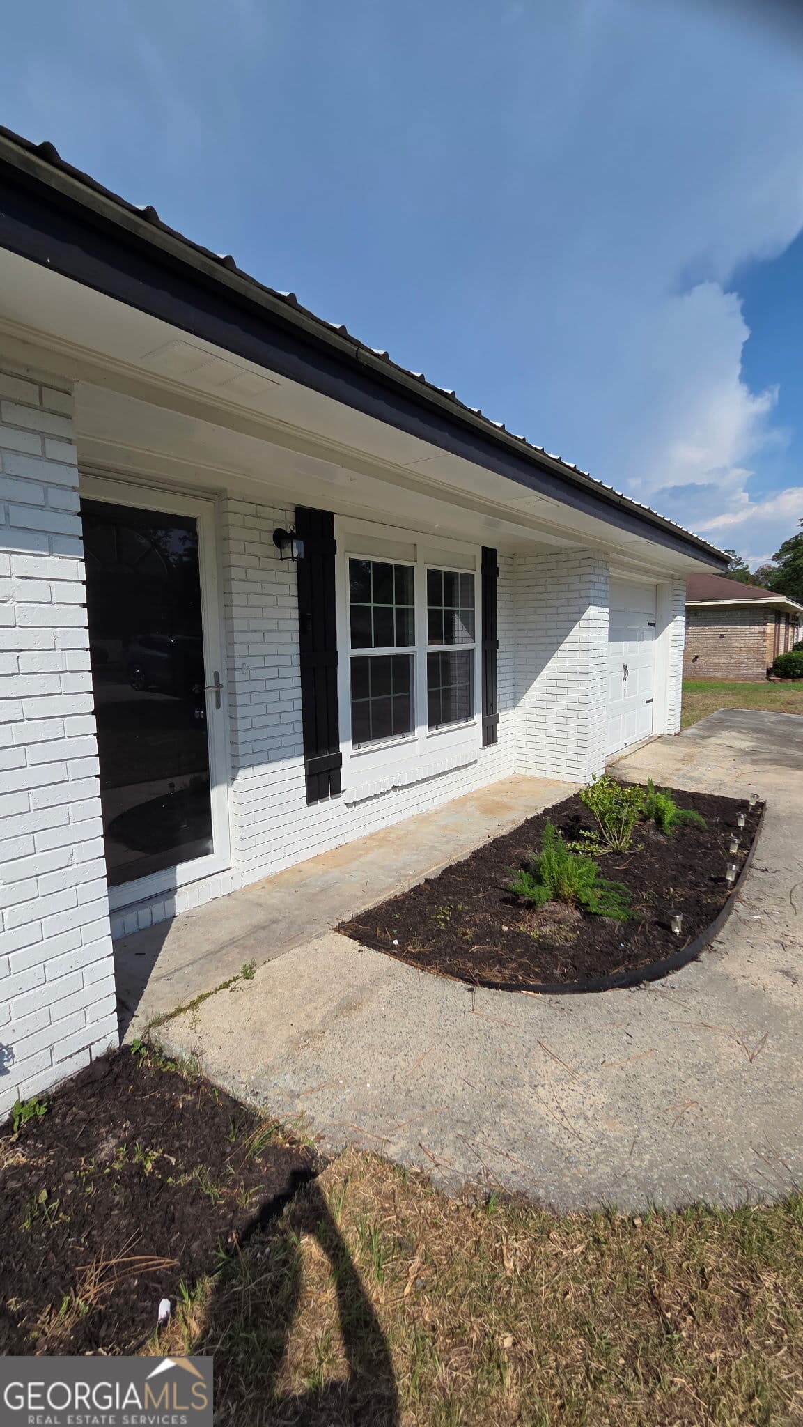 3 bedroom, 2 bathroom, 1,576 sq ft single family residence for sale at 656 Mahoney Road, Hinesville, GA 31313 — photo 5