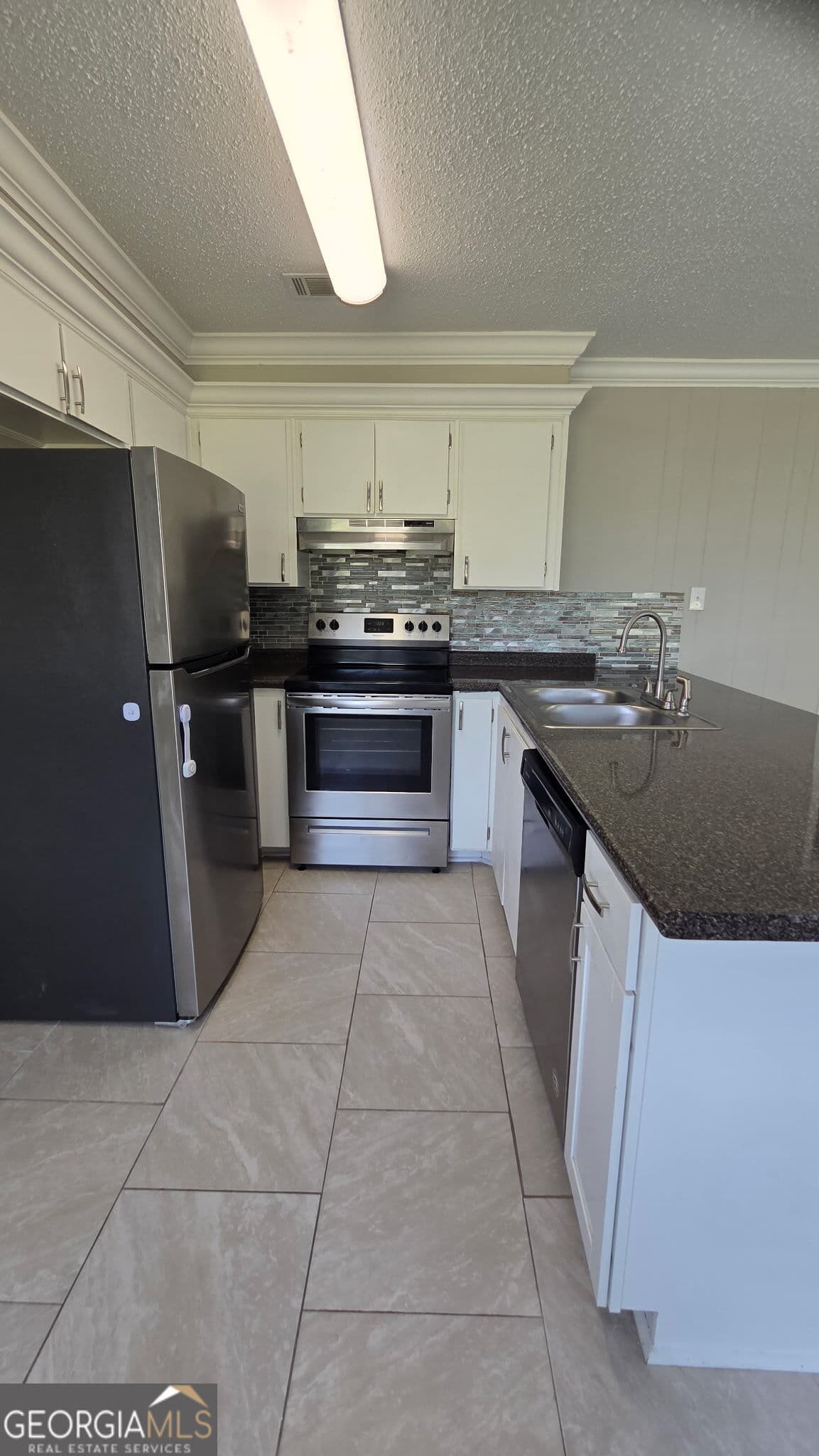 3 bedroom, 2 bathroom, 1,576 sq ft single family residence for sale at 656 Mahoney Road, Hinesville, GA 31313 — photo 9
