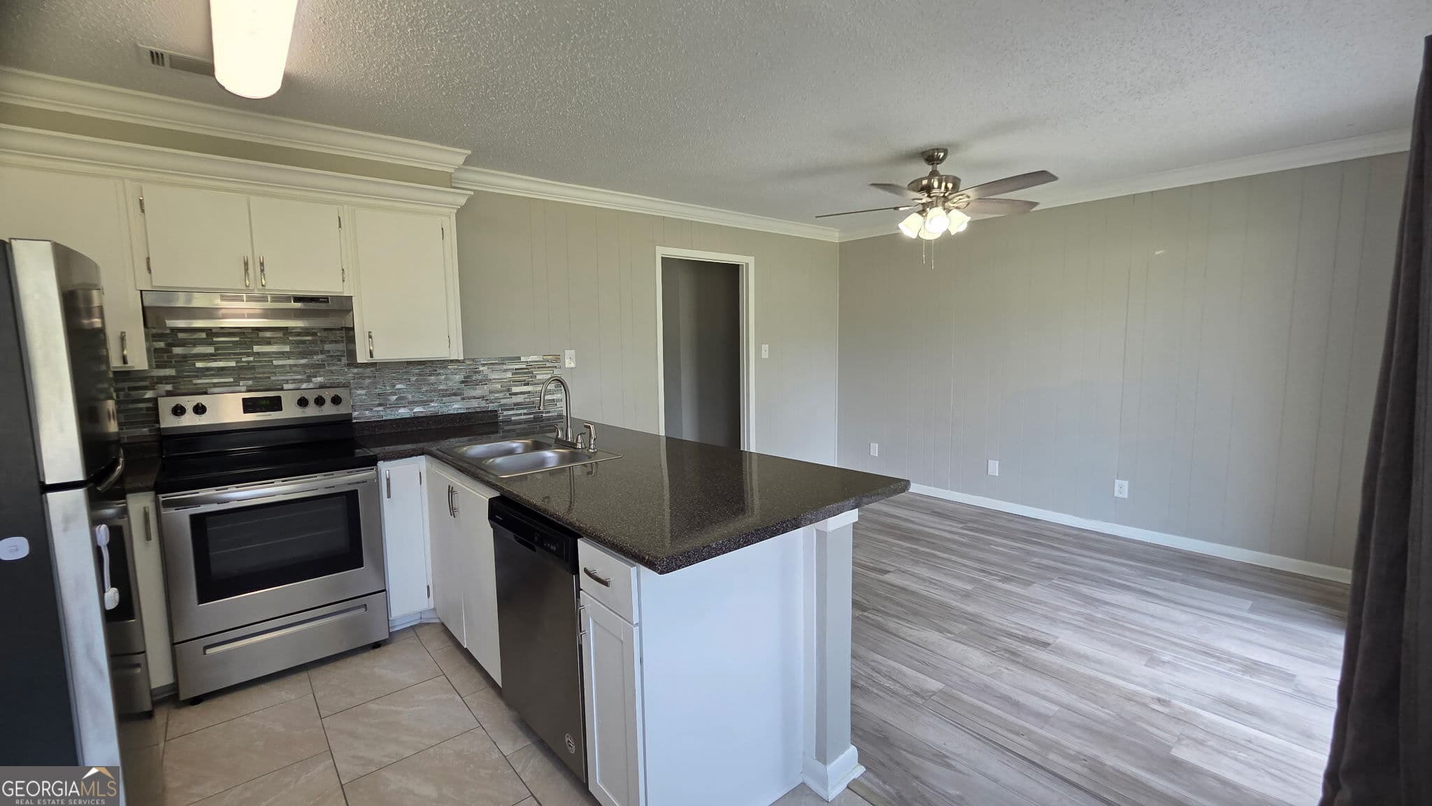 3 bedroom, 2 bathroom, 1,576 sq ft single family residence for sale at 656 Mahoney Road, Hinesville, GA 31313 — photo 8