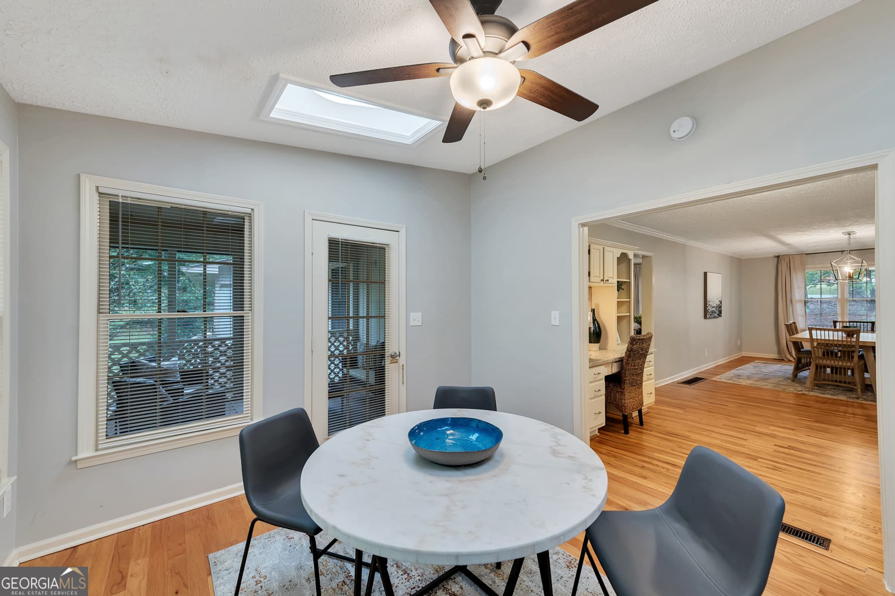 4 bedroom, 2 bathroom, 1,839 sq ft single family residence for rent at 1120 Wiley Bridge Road, Woodstock, GA 30188 for $6,400 a month — photo 5